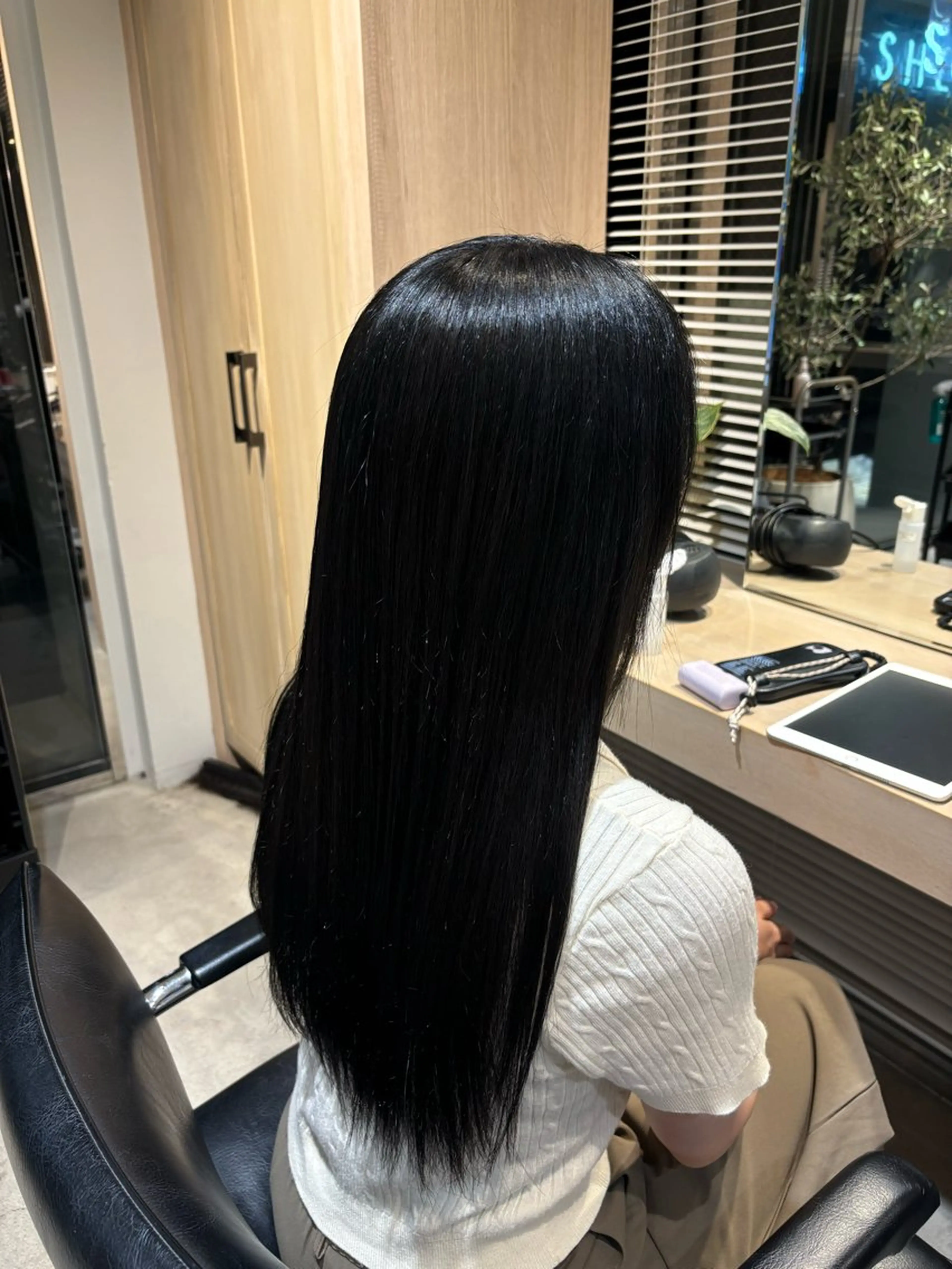 カラー 真壁 凜々子のヘアスタイル