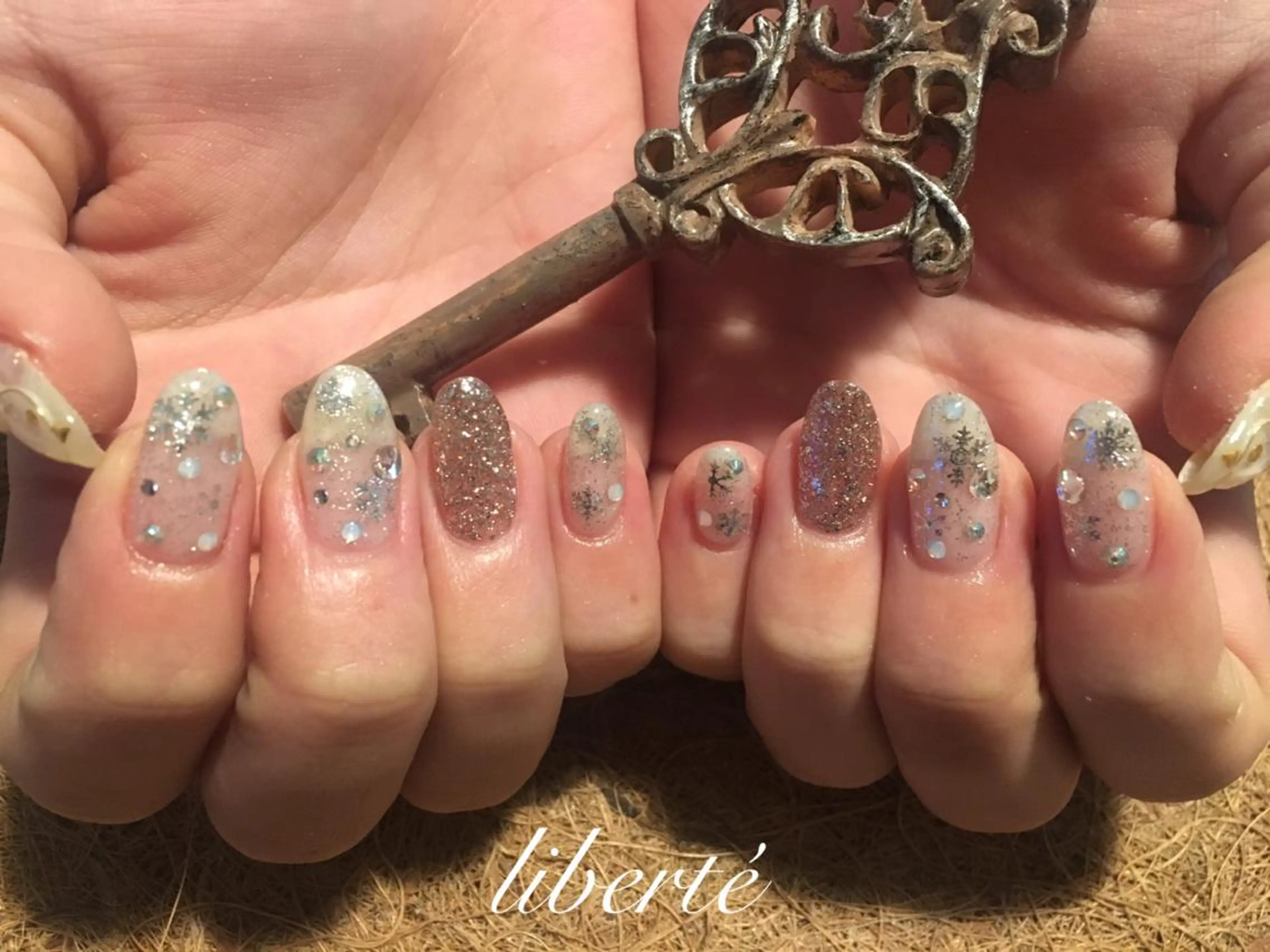 ネイル liberté (リベルテ)のネイルデザイン