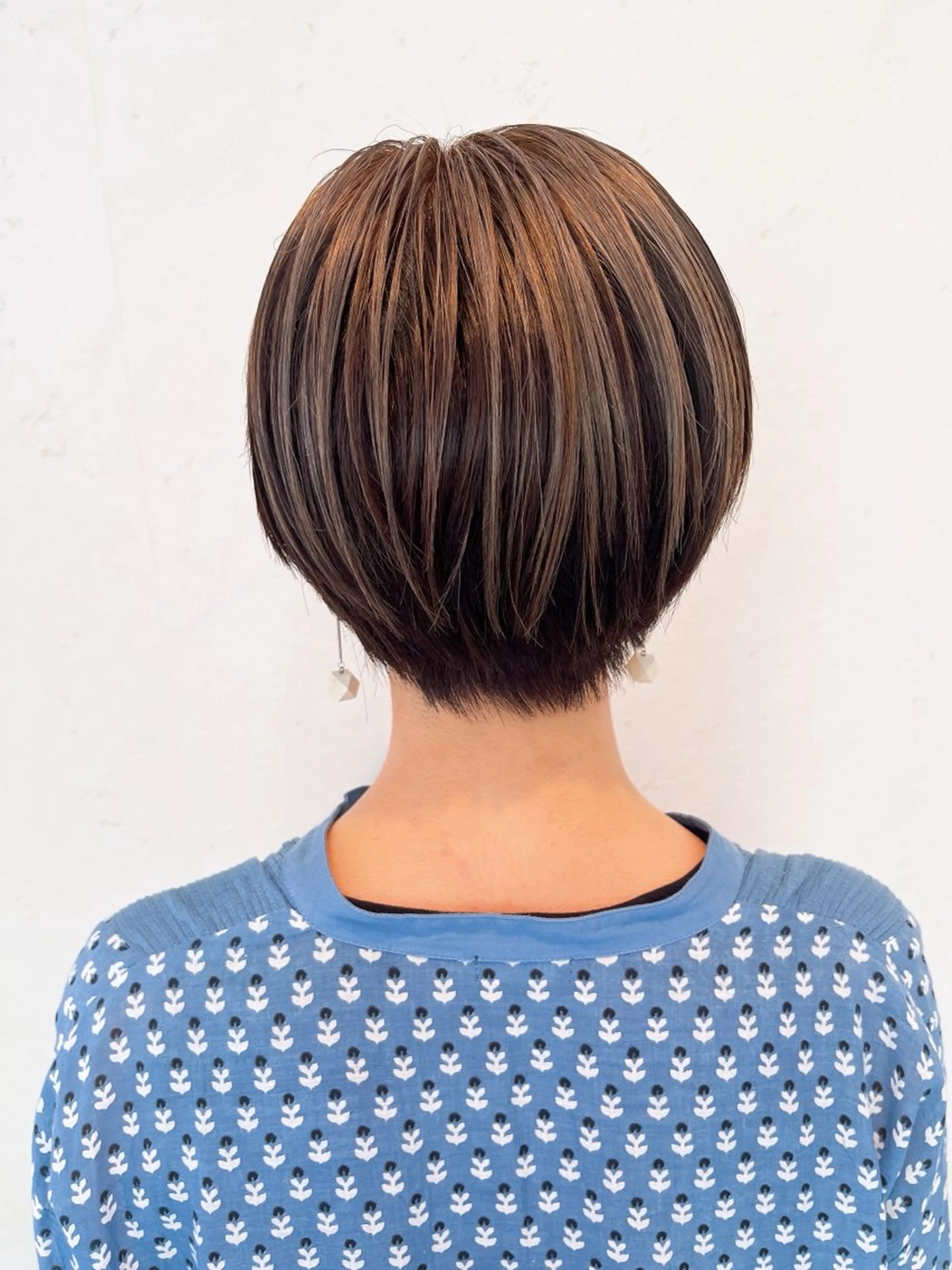 ショート カラー 伊藤 さやかのヘアスタイル