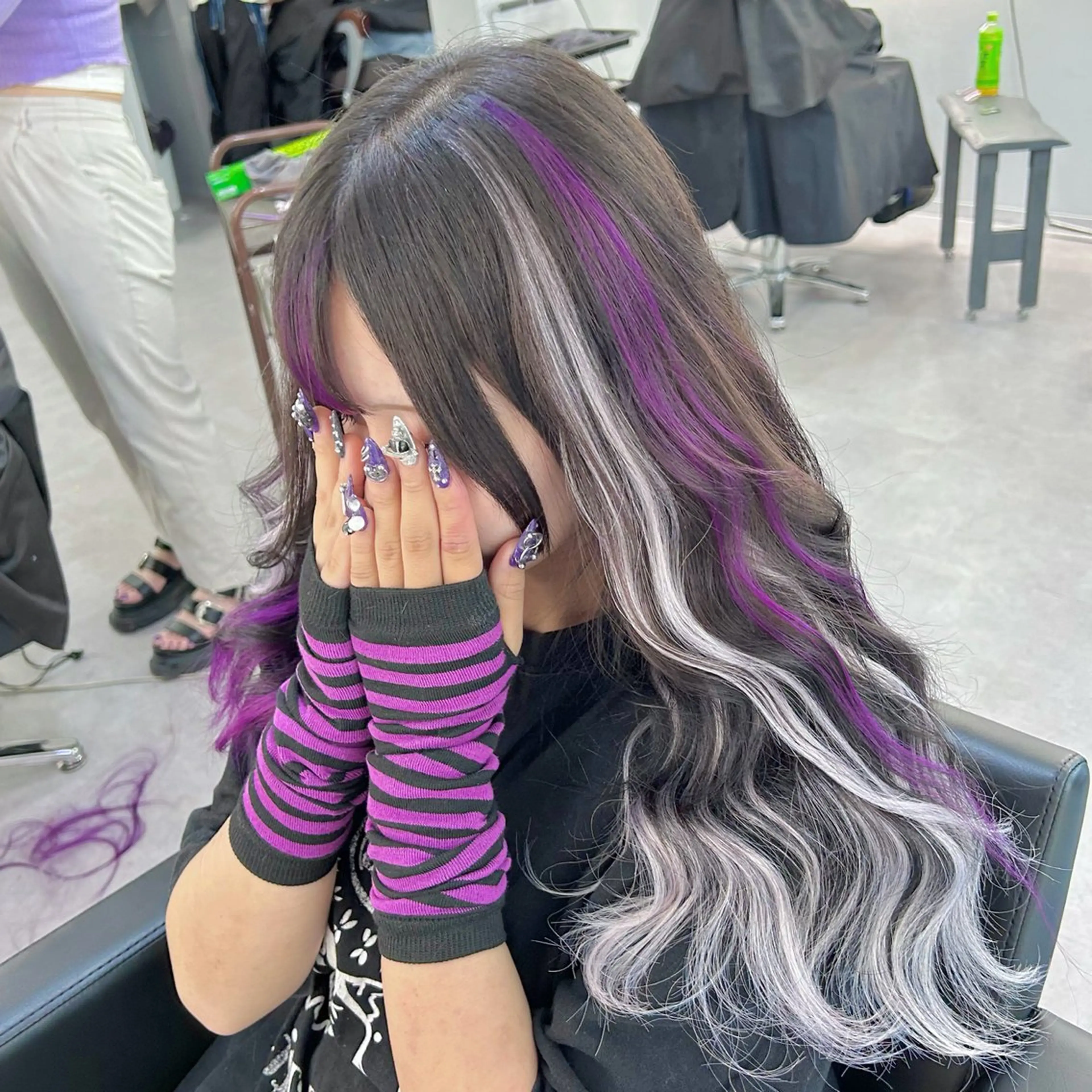 ロング カラー エクステ カット エクステ ブリーチ&エクステ 🥀ケアカラー特化のヘアスタイル