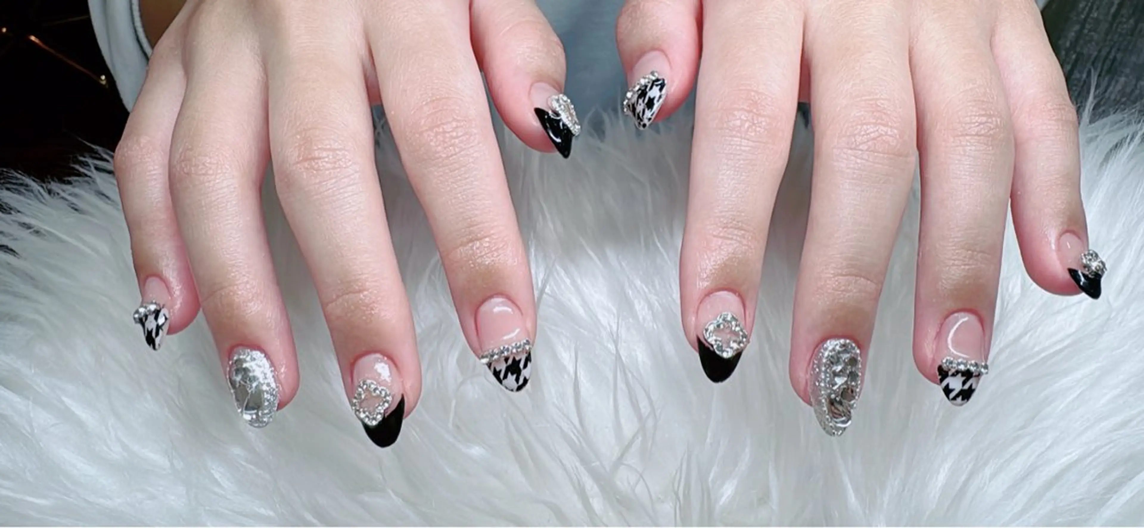 ネイル ハンドネイル ハンドケア MoonNail ナナのネイルデザイン