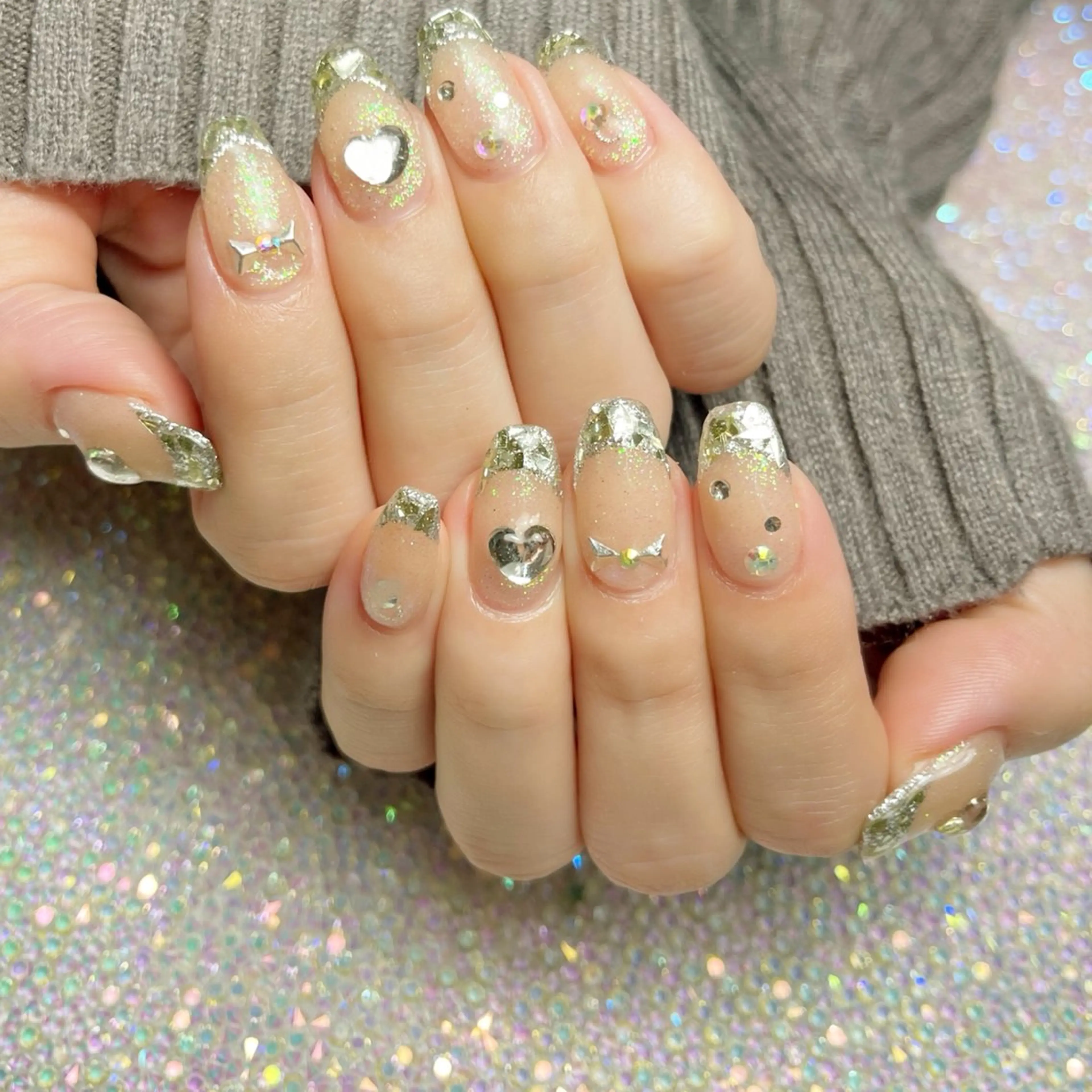 ネイル アートネイル フットネイル フレンチネイル ジェルネイル ガラスフレンチ ハンドネイル Y nail なんば堀江店のネイルデザイン