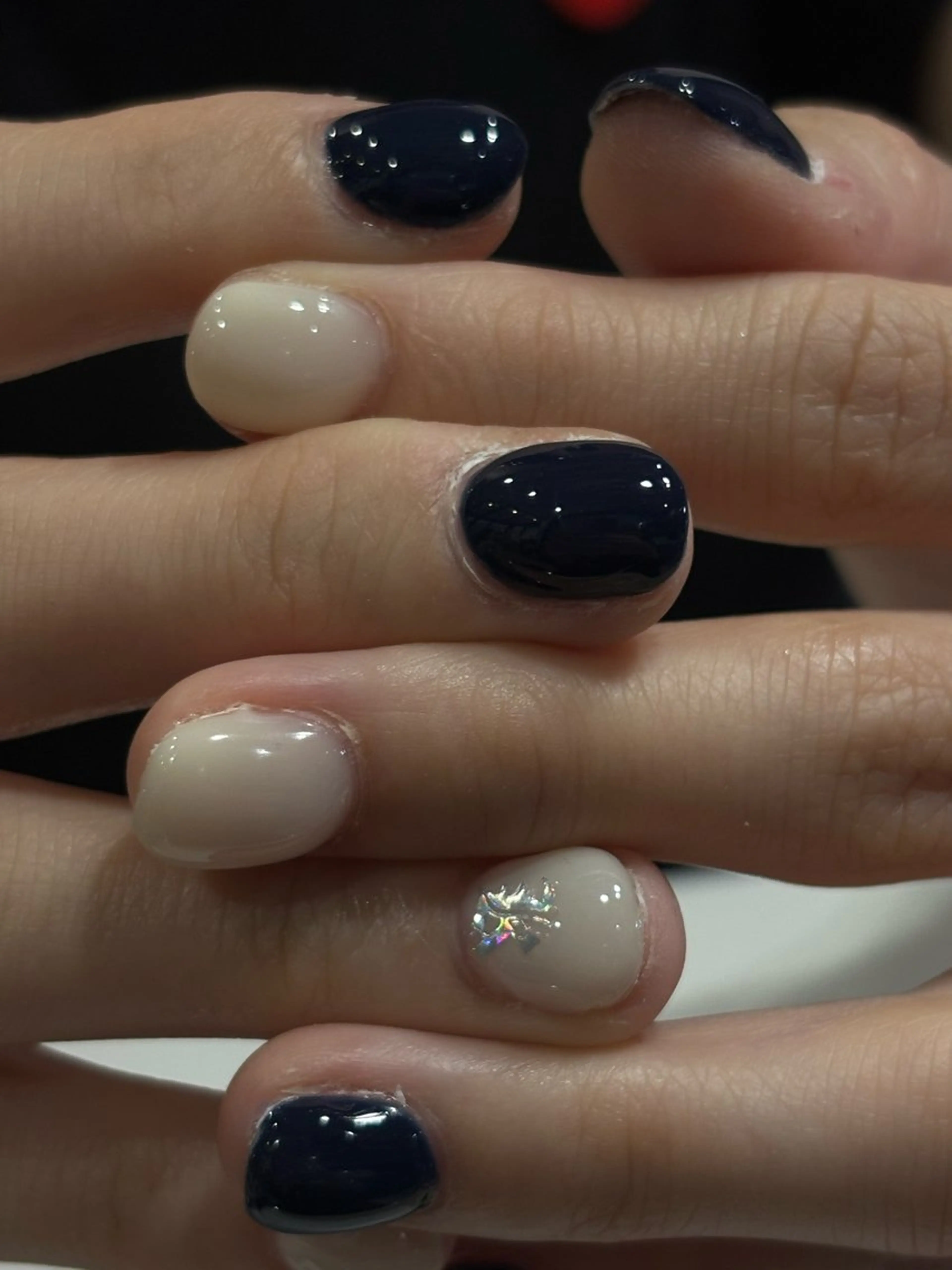 ネイル ワンカラーネイル Dark Honey Ivyのネイルデザイン