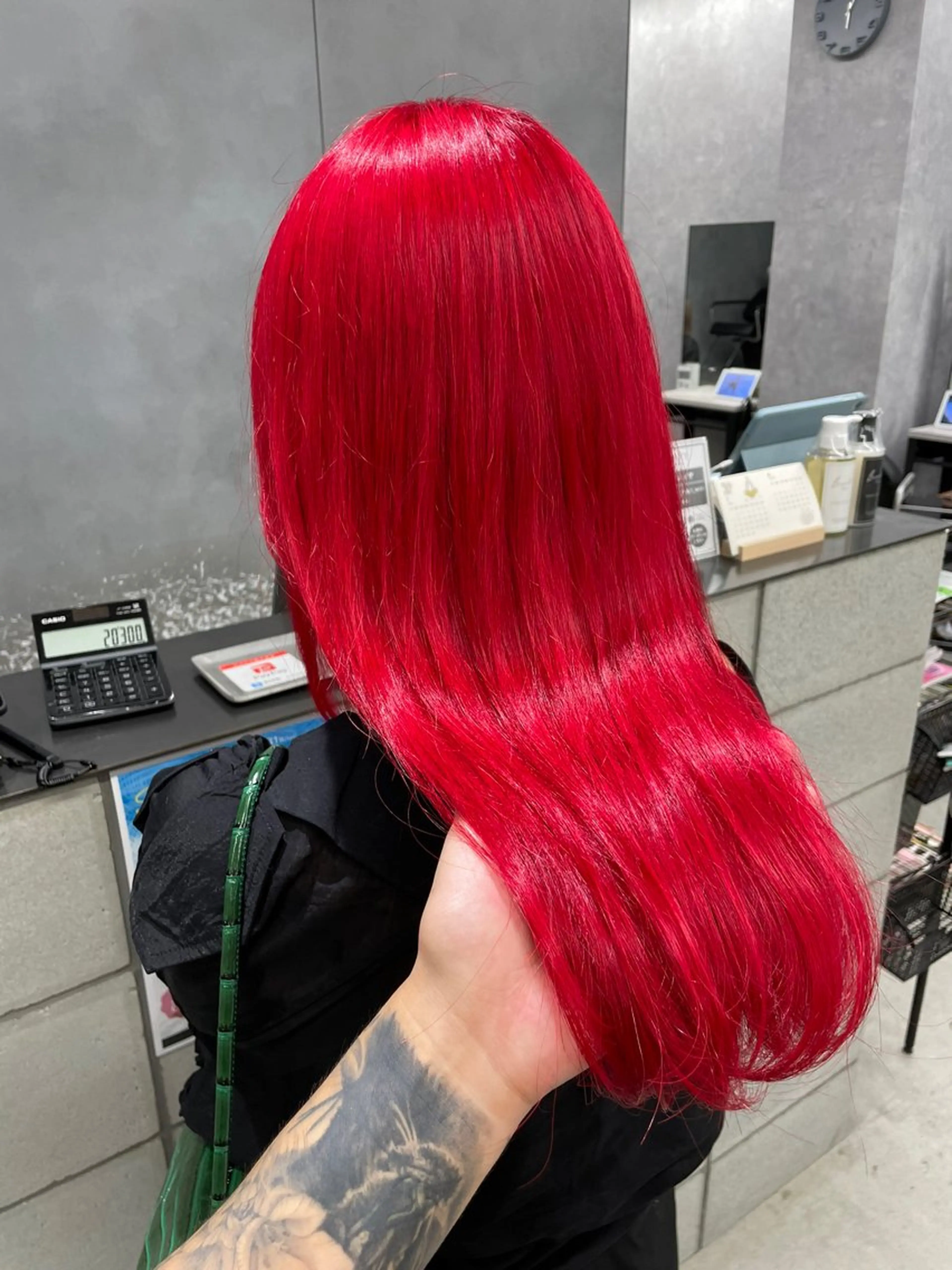 カラー LUXBE LUCE 愁のヘアスタイル