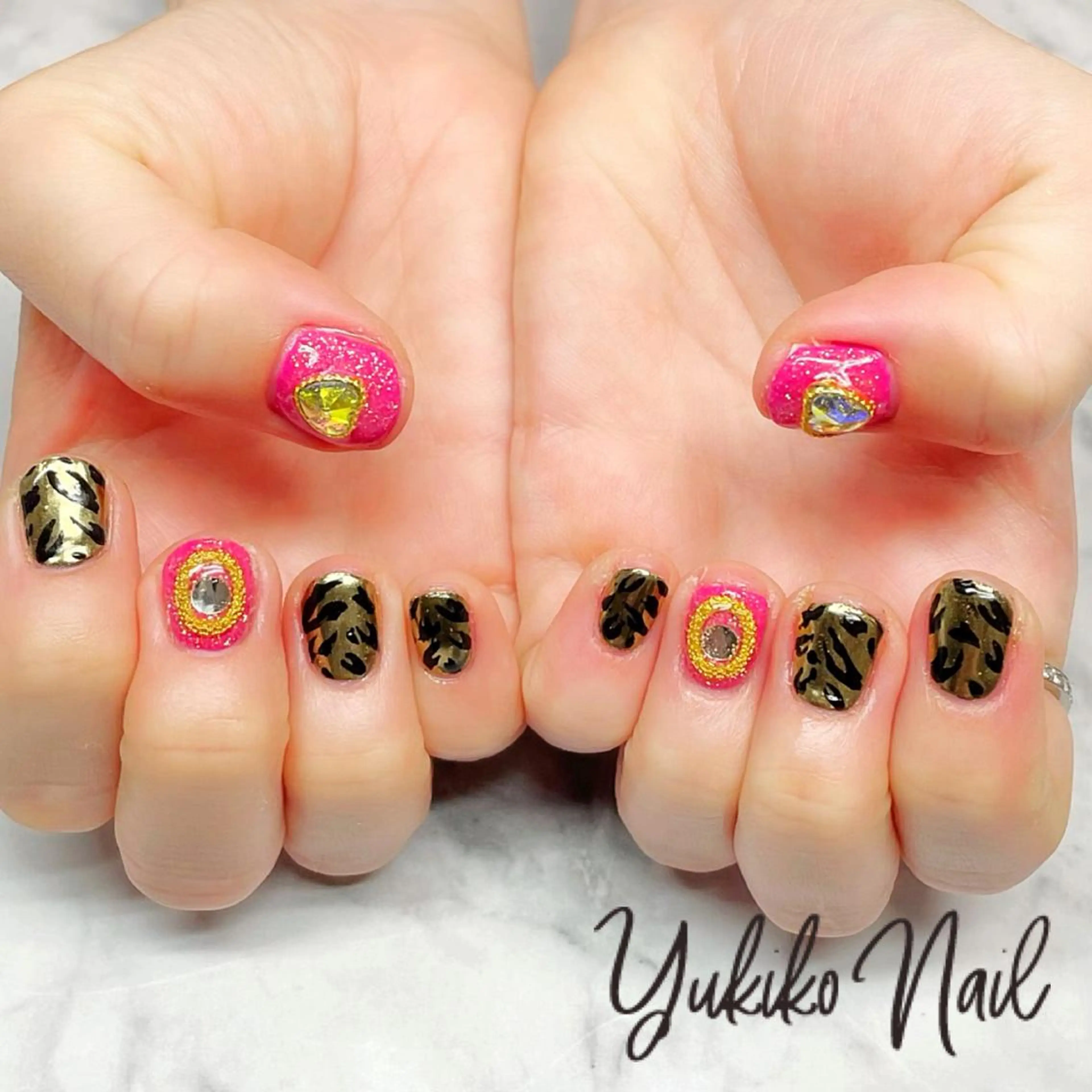 ネイル 持ち込み ピンク ハンドネイル ユキコ ネイルのネイルデザイン