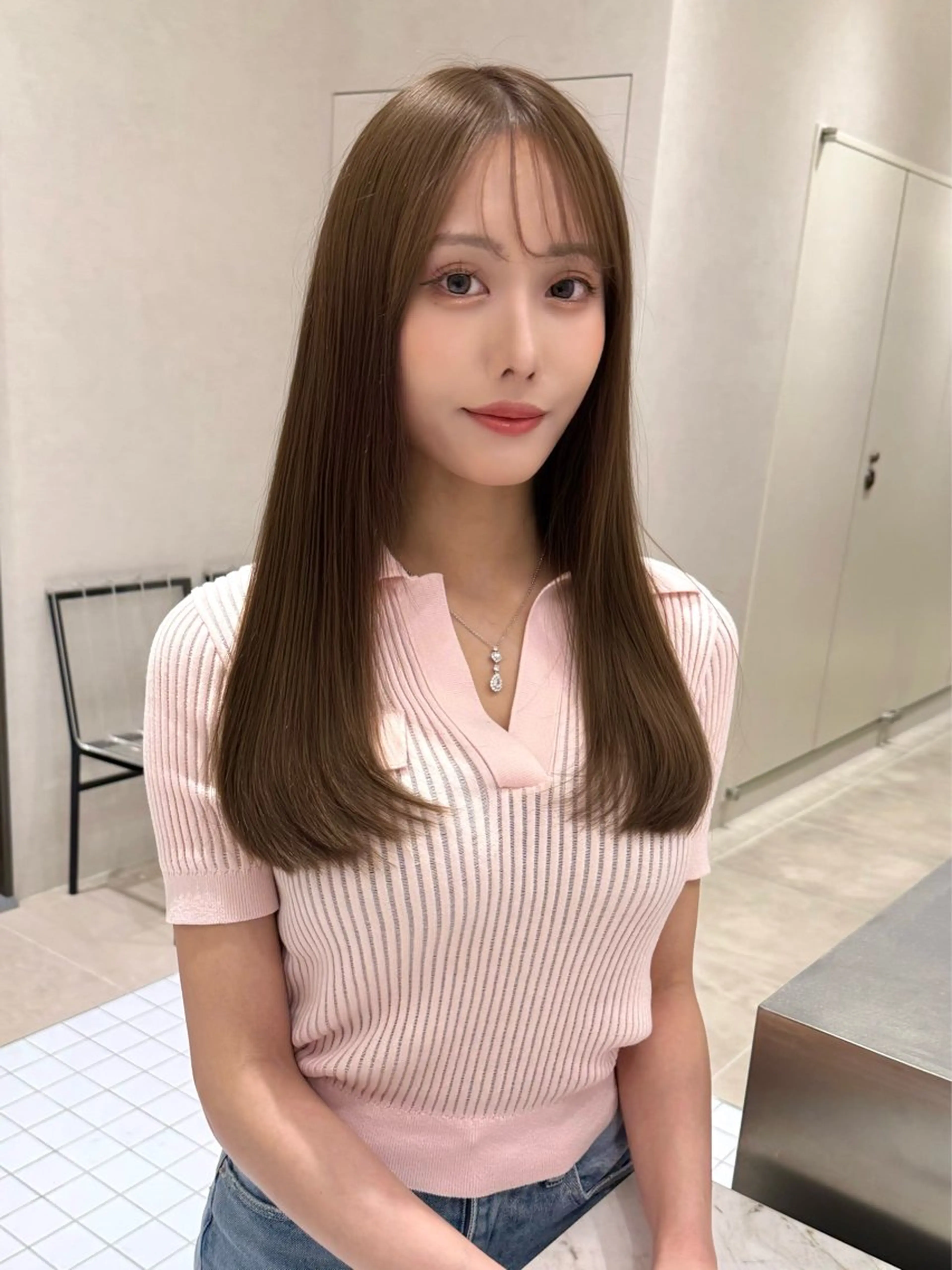 セミロング カラー ヘアカラー 韓国ヘア🤍顔周り/ 髪質改善✨/林遼一郎のヘアスタイル