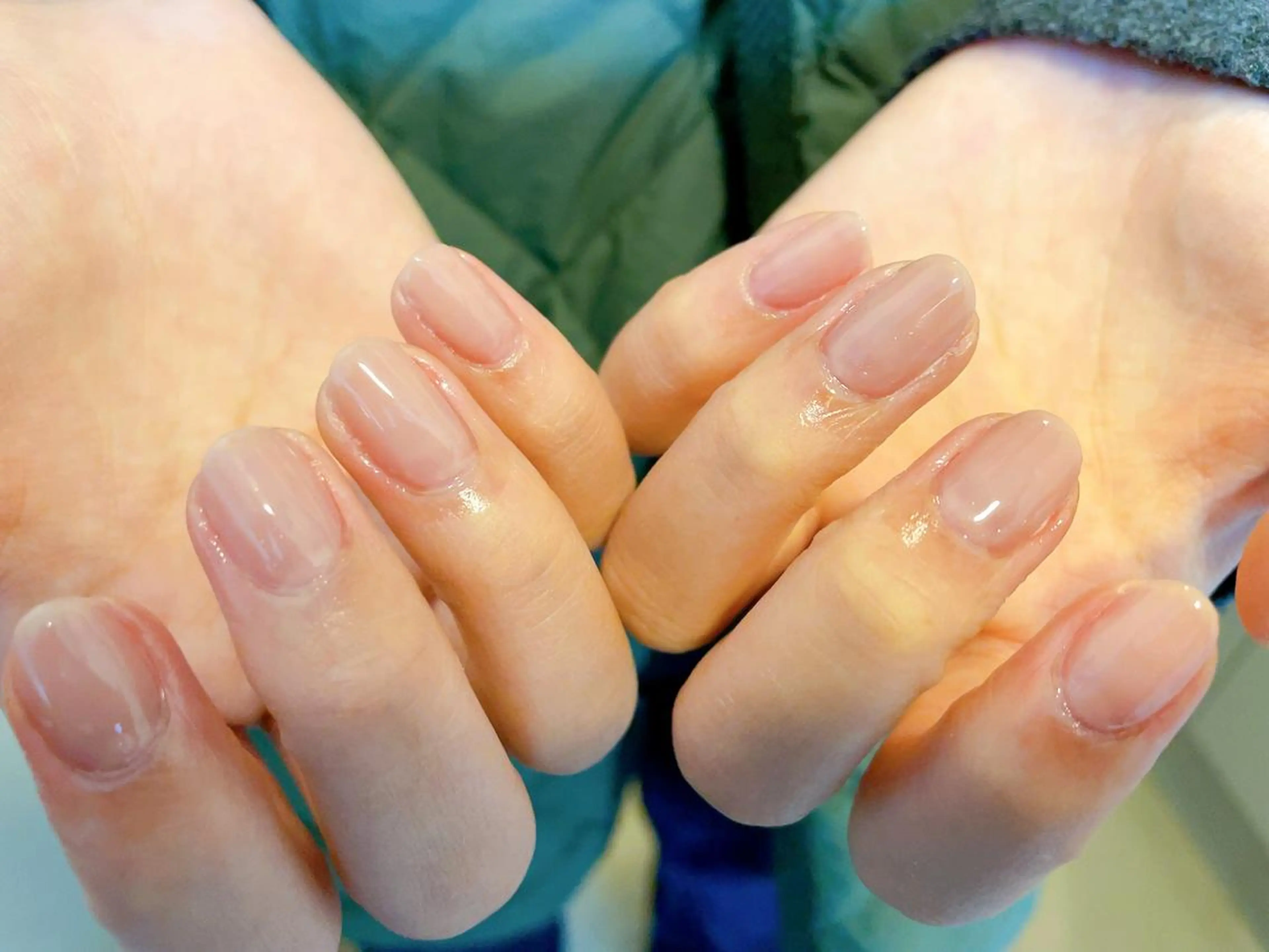 ネイル オーロラネイル フラワーネイル フットネイル フレンチネイル ジェルネイル ハンドネイル mogunail &blowのネイルデザイン