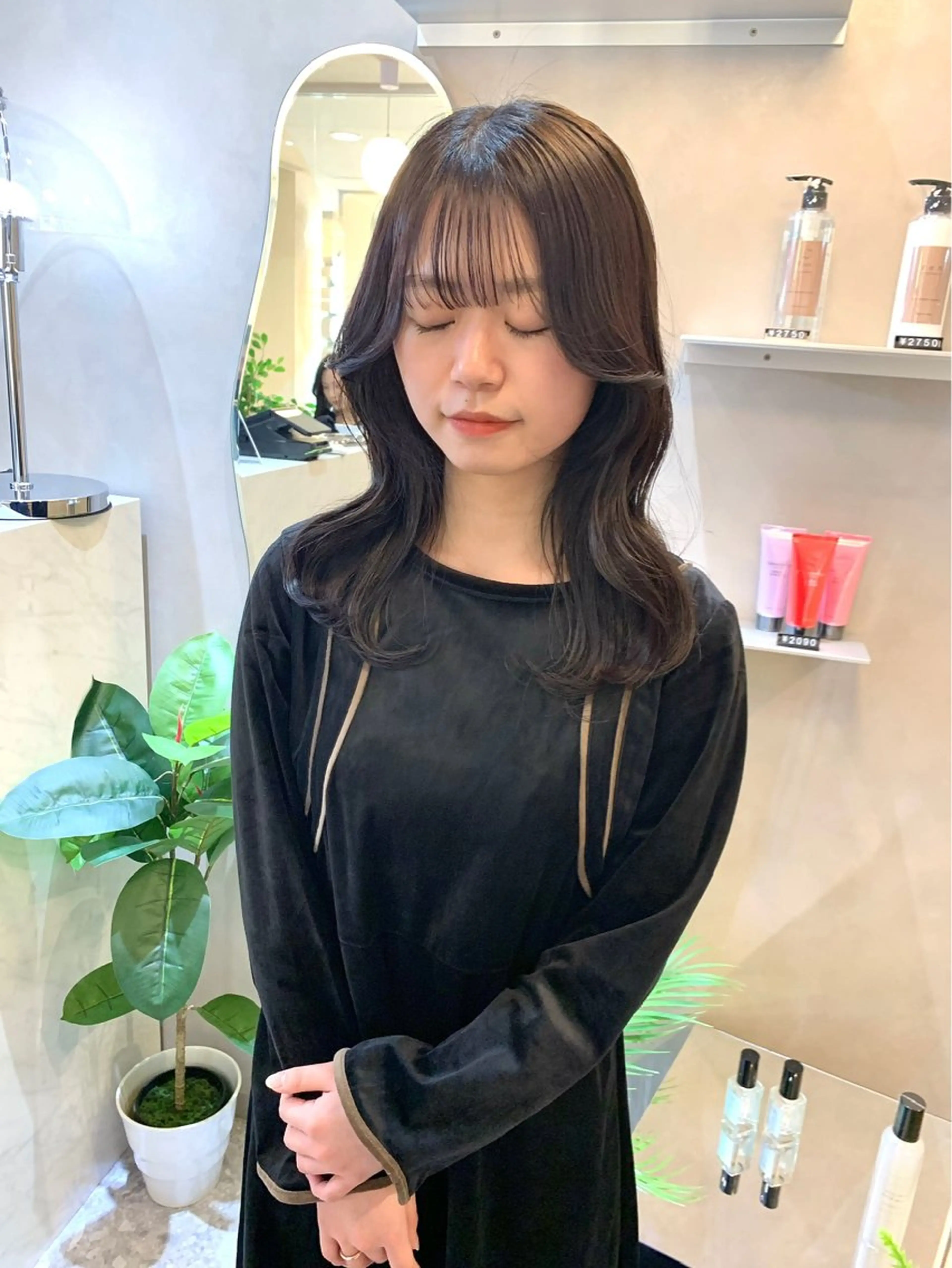 セミロング カラー ケアカラー ボブ 顔まわりレイヤー 髪質改善 タンバルモリ 韓国ヘア🇰🇷/ 顔周り/松田光里のヘアスタイル