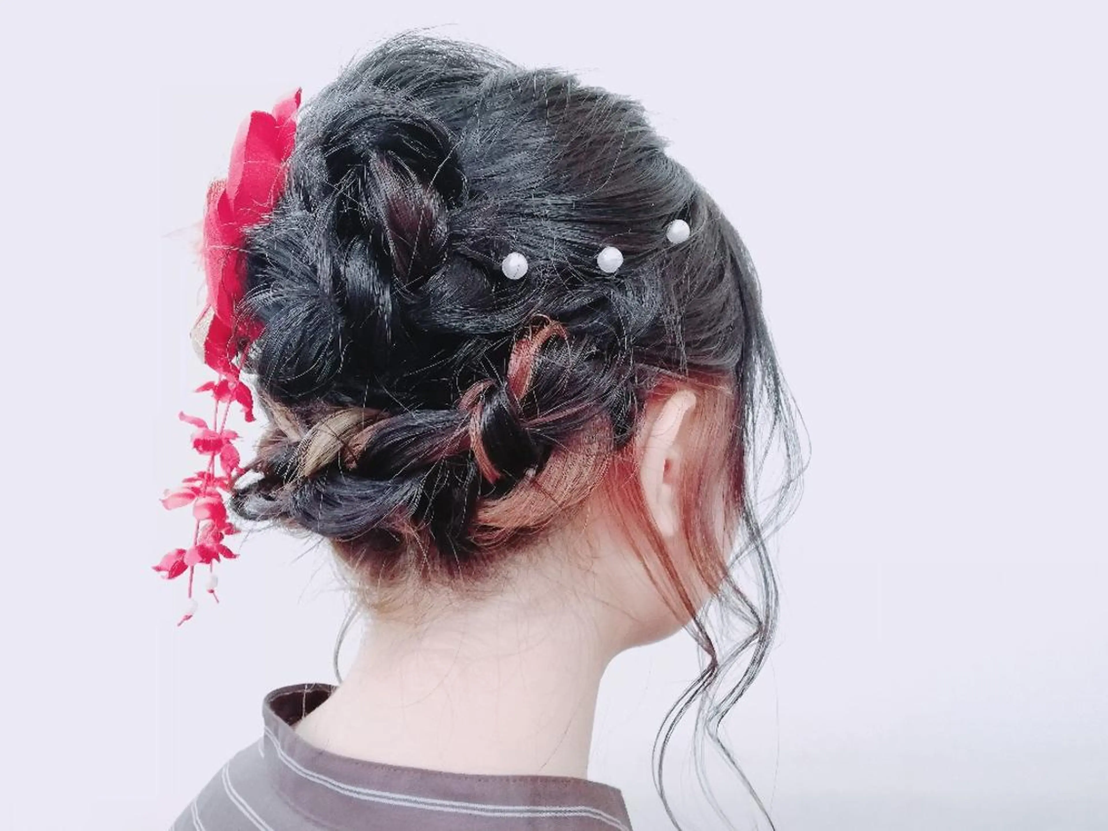 ヘアアレンジ 小林　ローズパープル カット＆カラー美容室のヘアスタイル