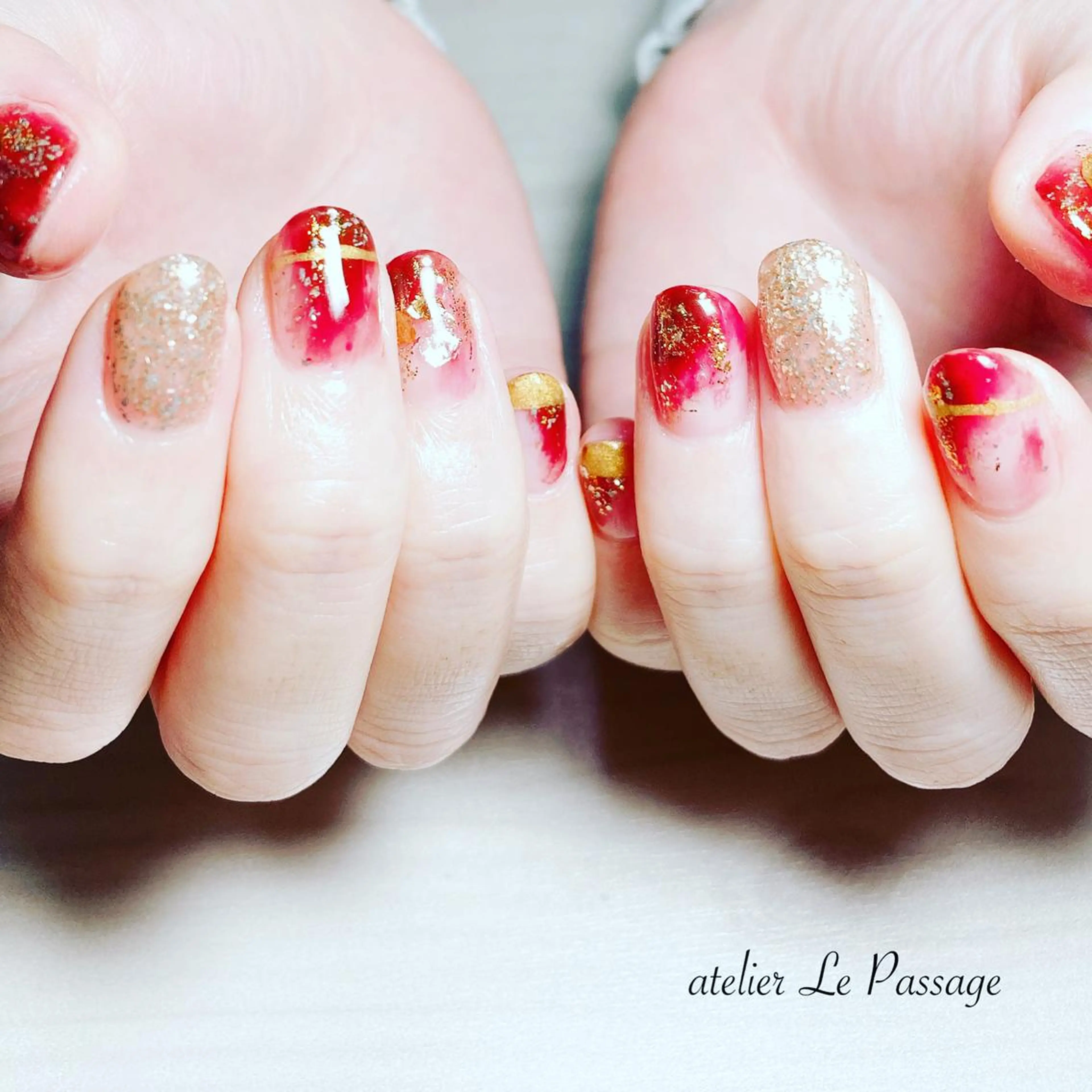 ネイル ジェルネイル ニュアンスネイル オフィスネイル パラジェル 赤色 Atelier Le Passage所属・h nakatsukaのネイルデザイン