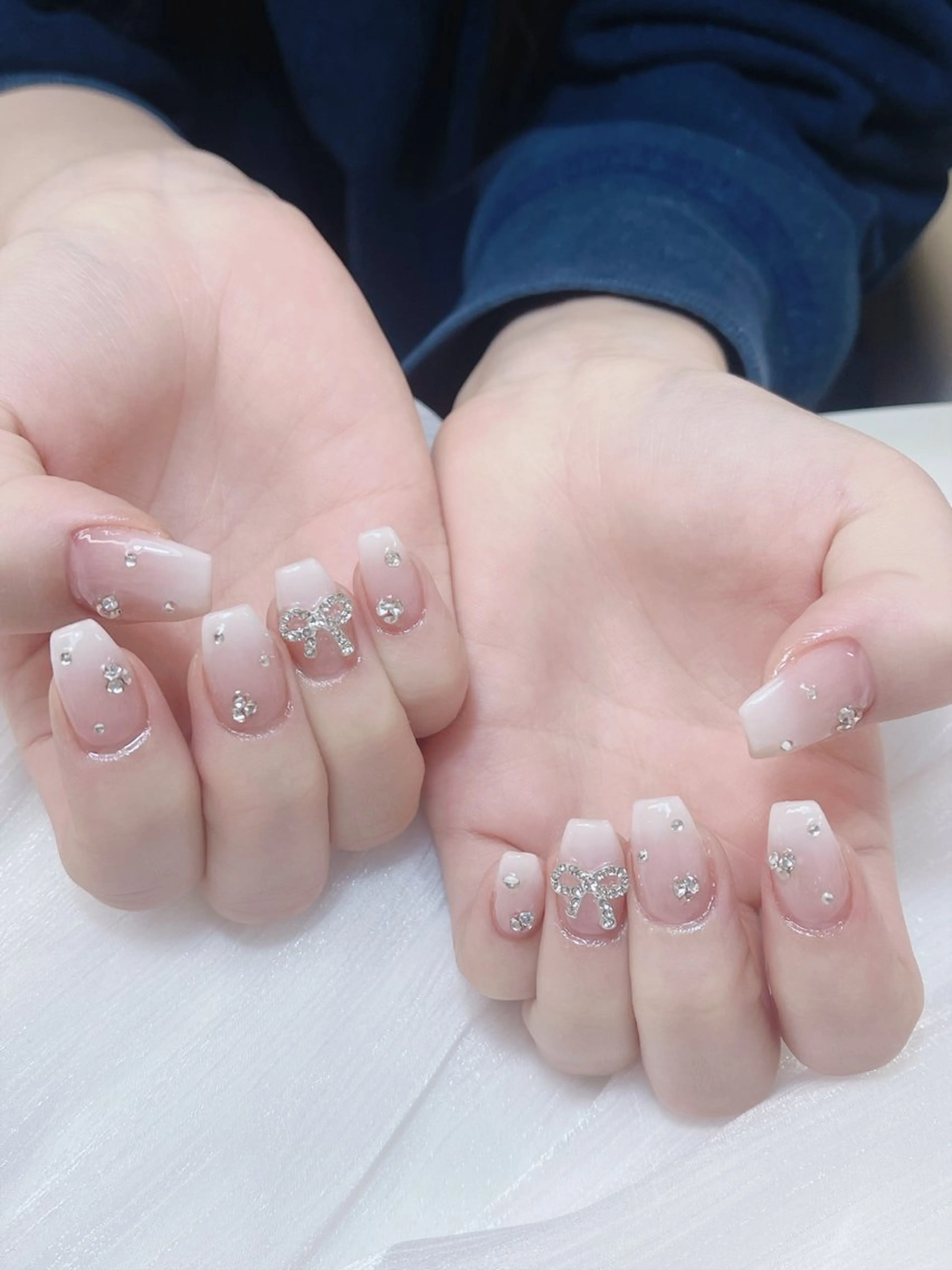 ネイル チークネイル 成人式 フレンチネイル グラデーション 氷ネイル・うるうるネイル ハンドネイル DUO   MI nail salonのネイルデザイン