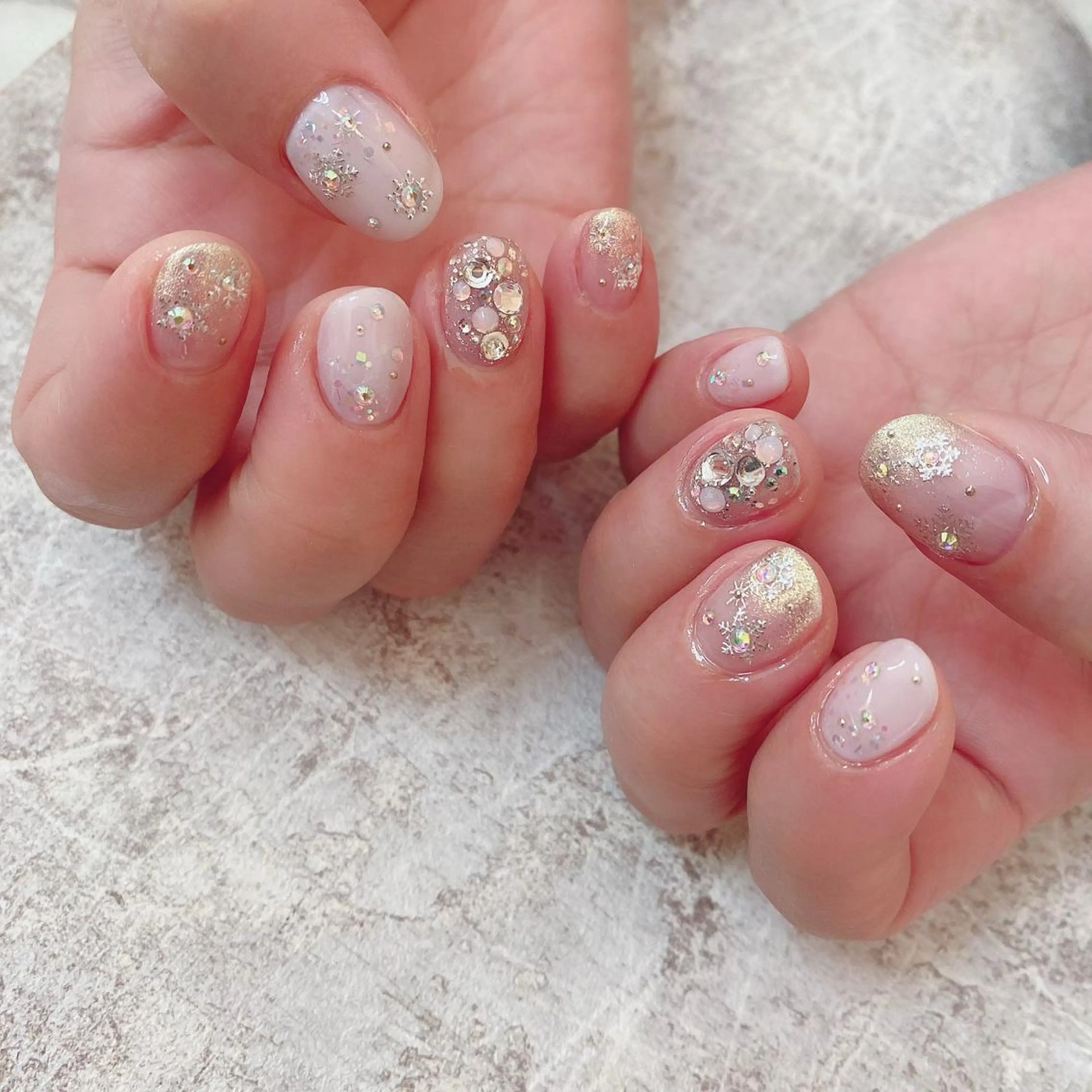 ネイル ハンドネイル フットネイル ナナイチゼロ I.Naoのネイルデザイン