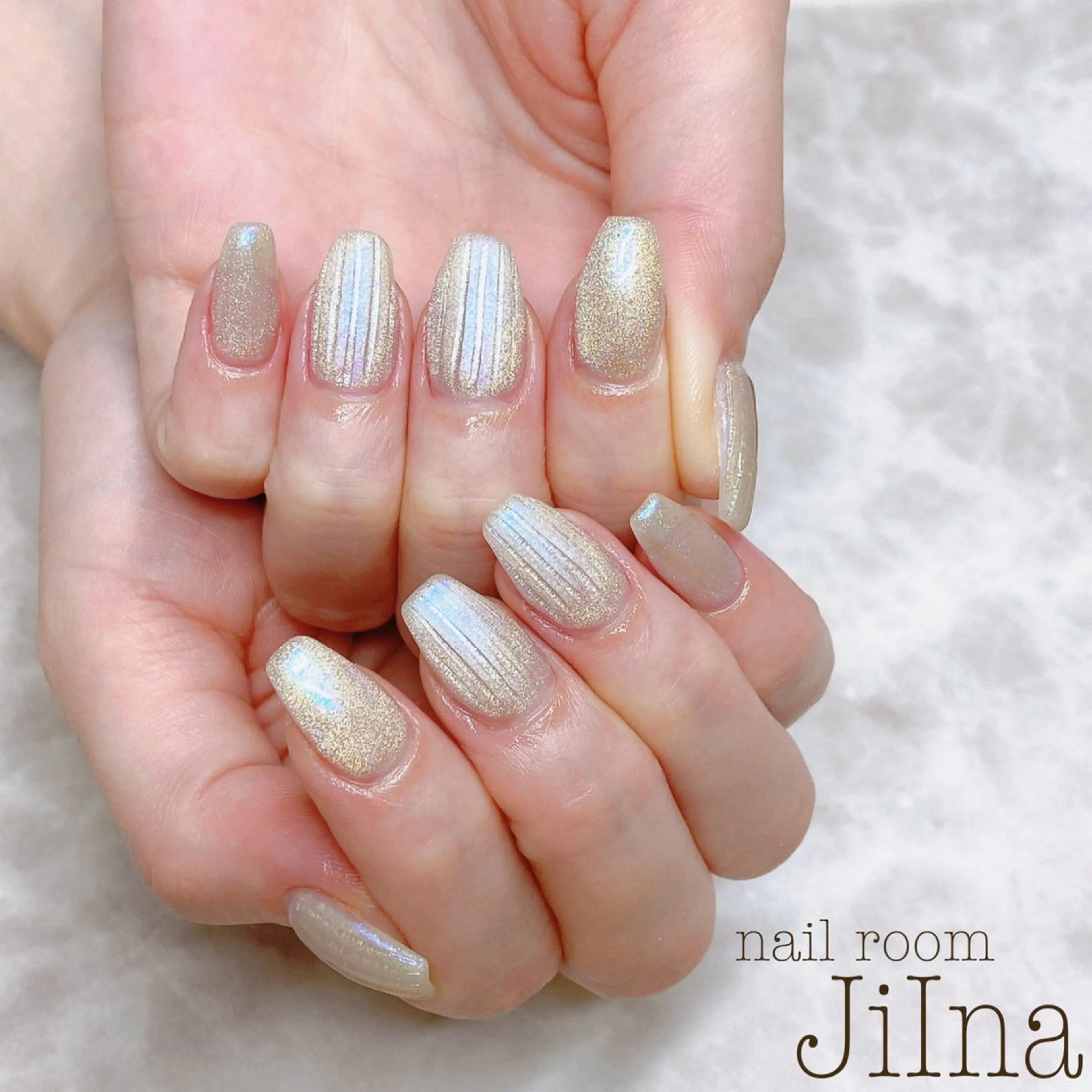 ネイル オーロラネイル マグネットネイル JiIna nailのネイルデザイン