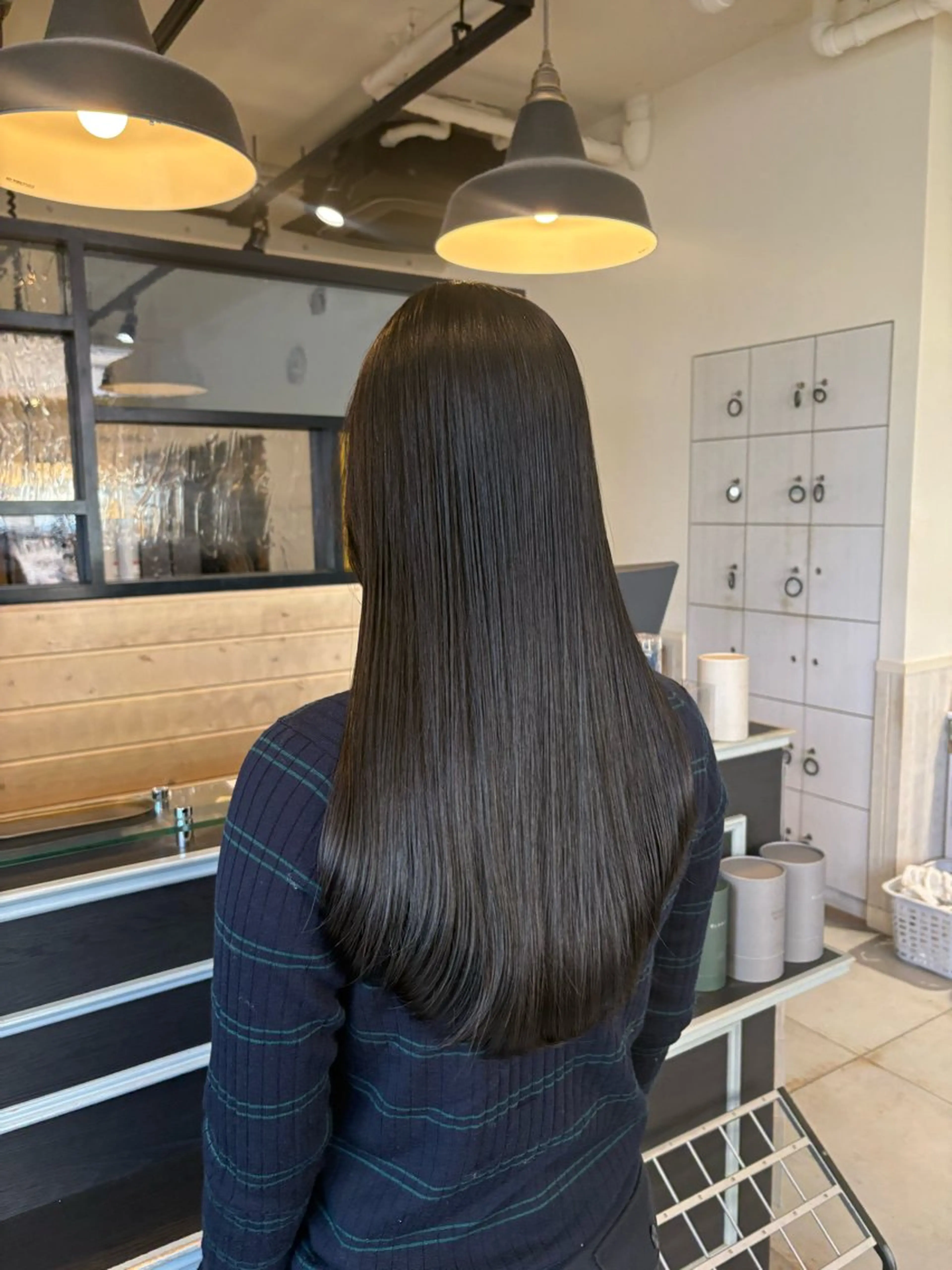 ロング スナコザワ レナのヘアスタイル