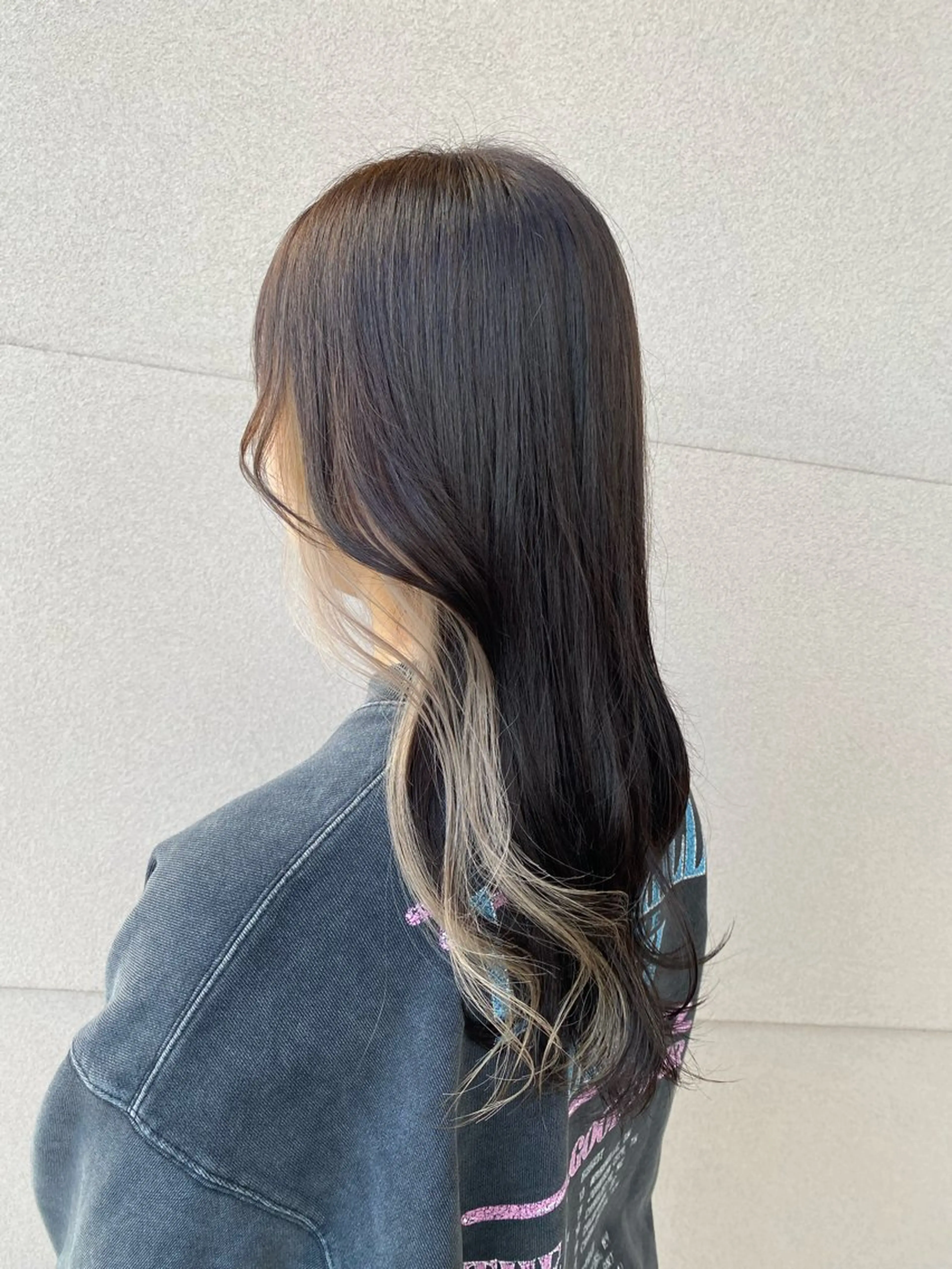 ロング Lien.AKI 透明感カラー🤍のヘアスタイル