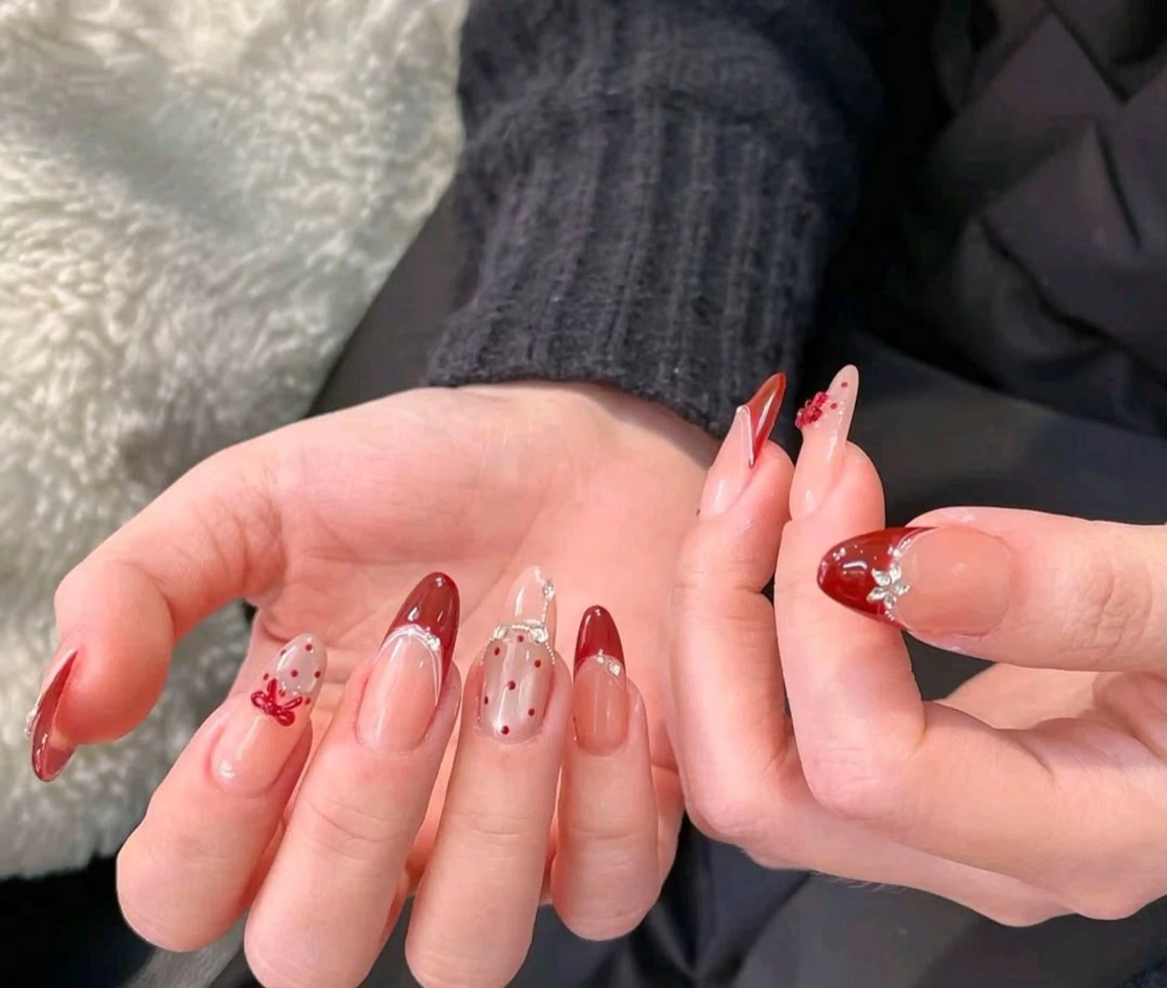 カラー グラデーションカラー ピンクカラー ハンドネイル AIN Nailのネイルデザイン