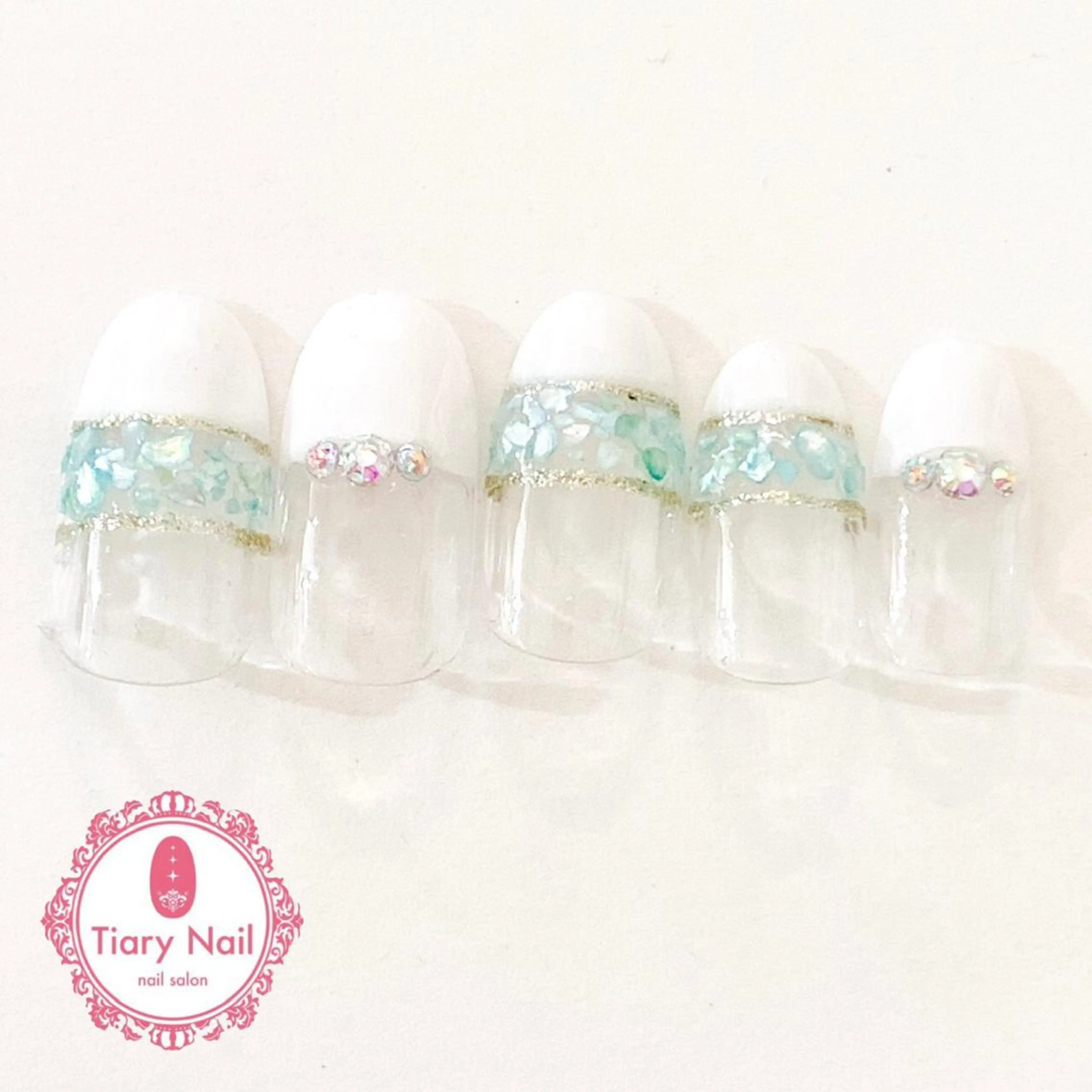 ネイル tiarynail K K🐼のネイルデザイン