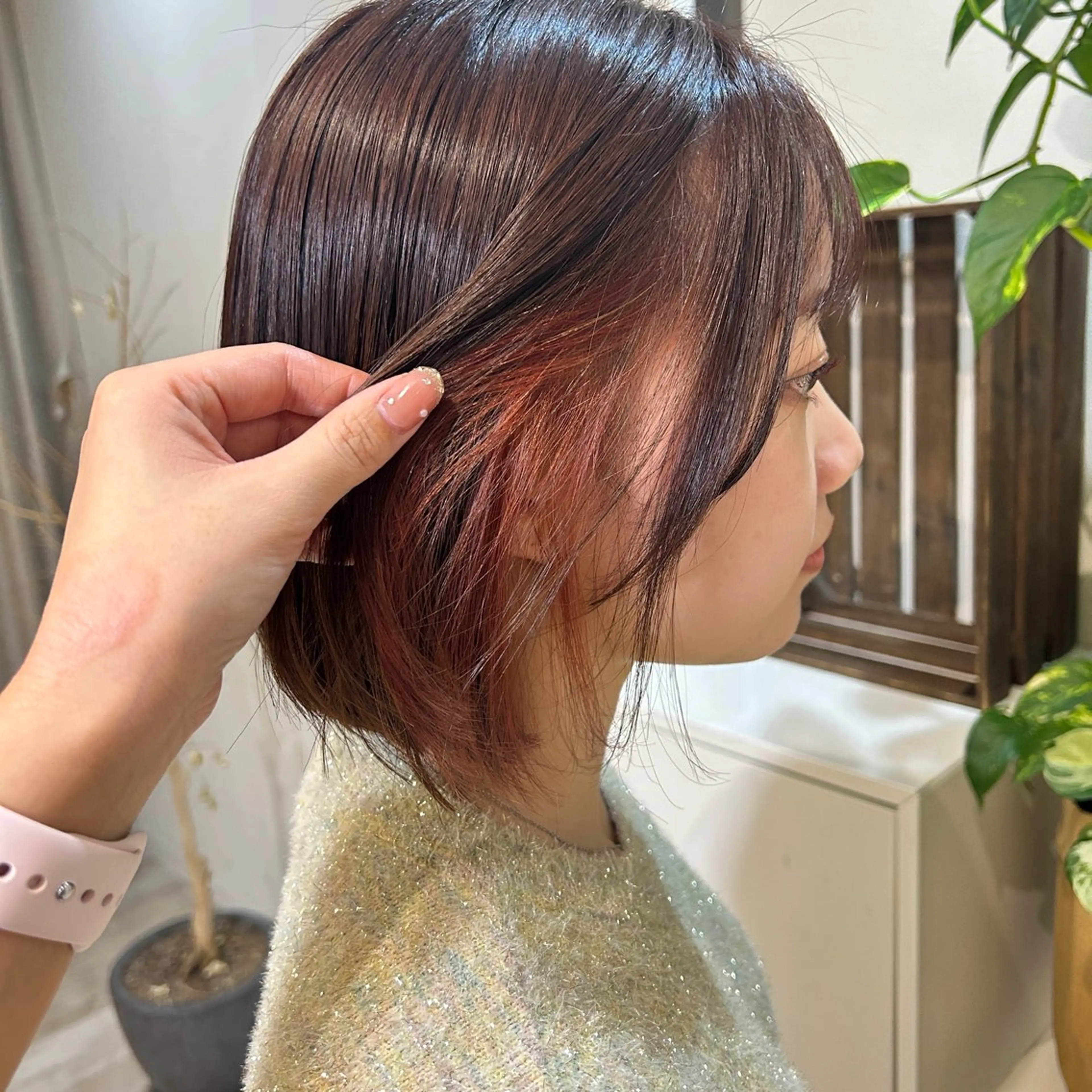 ショート カラー インナーカラー ピンクカラー ヘアカラー 山本 知佳のヘアスタイル