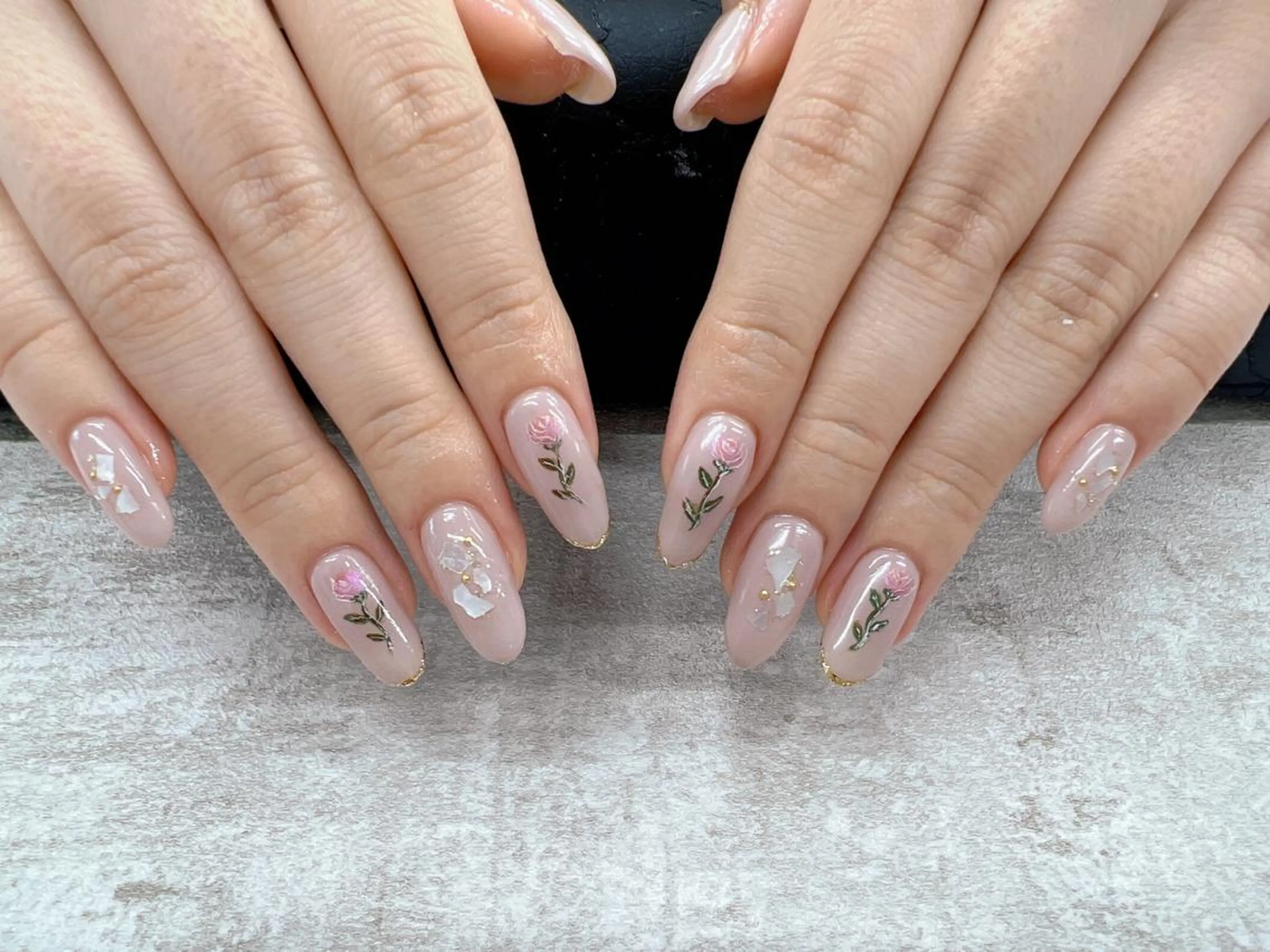 ネイル 持ち込み Romine アイラッシュ&ネイルのマツエク・マツパデザイン