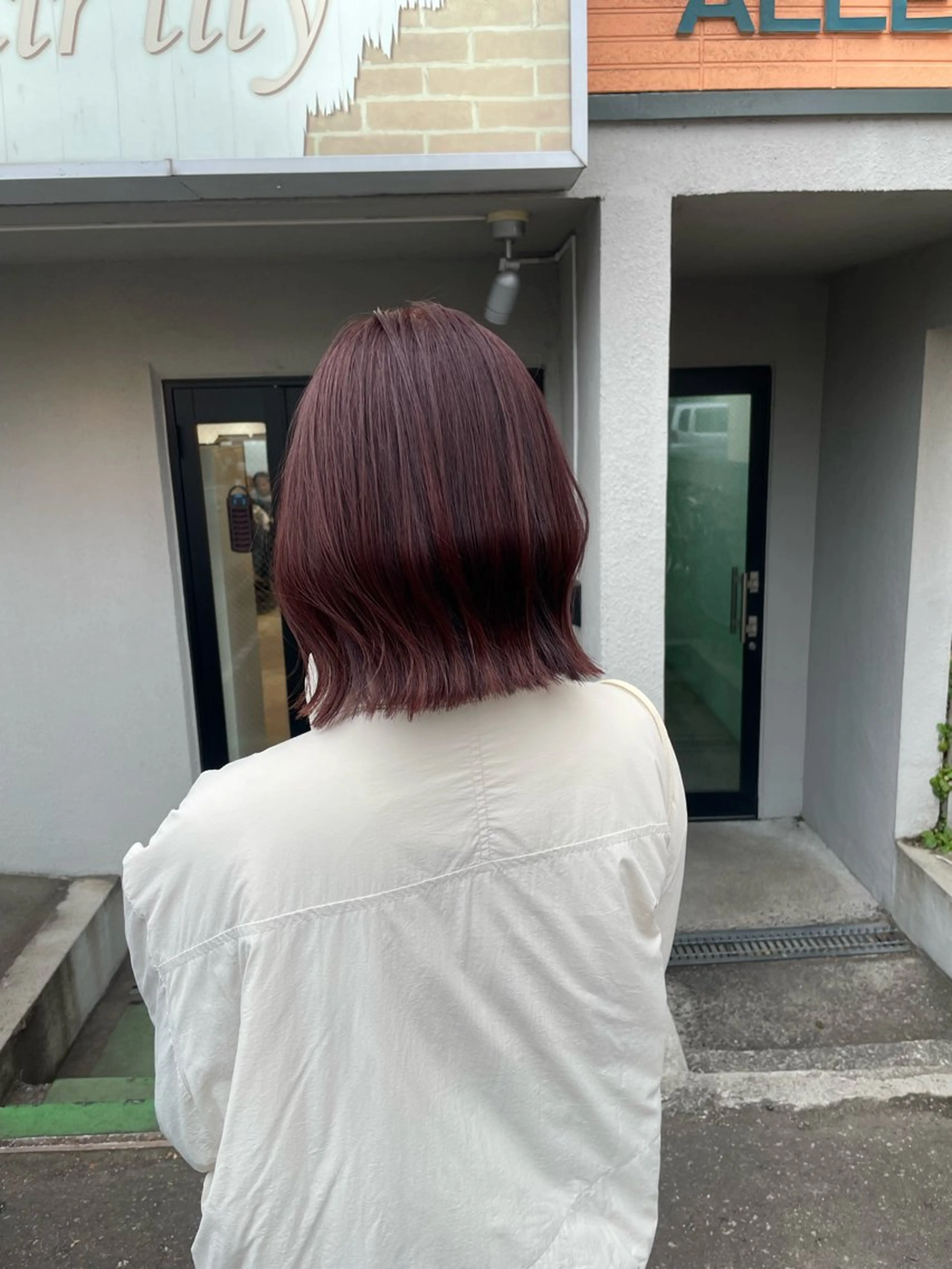 ミディアム カラー ブリーチ 透明感カラー ヘアカラー トリートメント 山田 康平のヘアスタイル