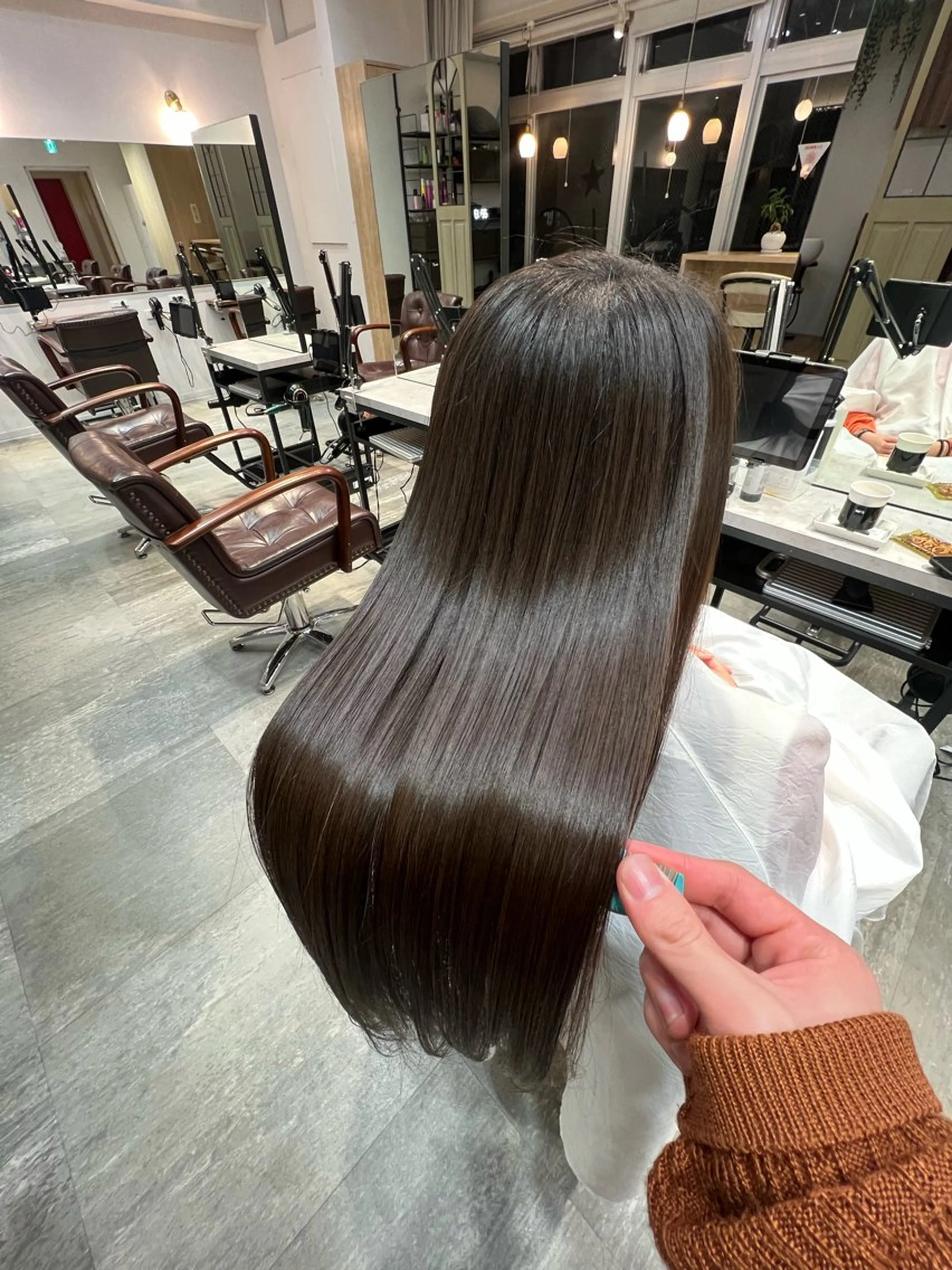 ロング 縮毛矯正 ✨白髪解決✨ HIKARIのヘアスタイル