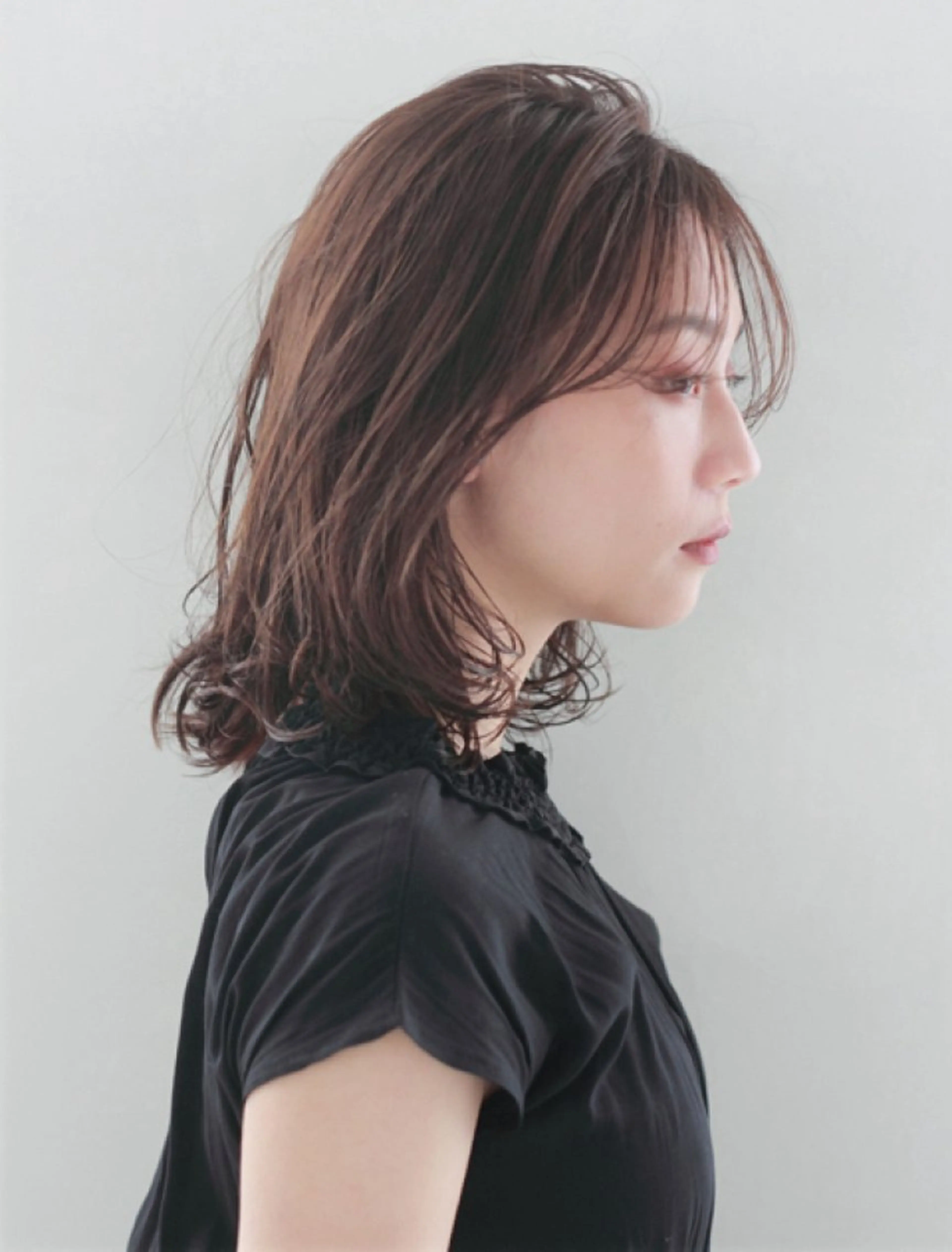 セミロング 縮毛矯正×髪質改善 カラー×クロスパーマのヘアスタイル