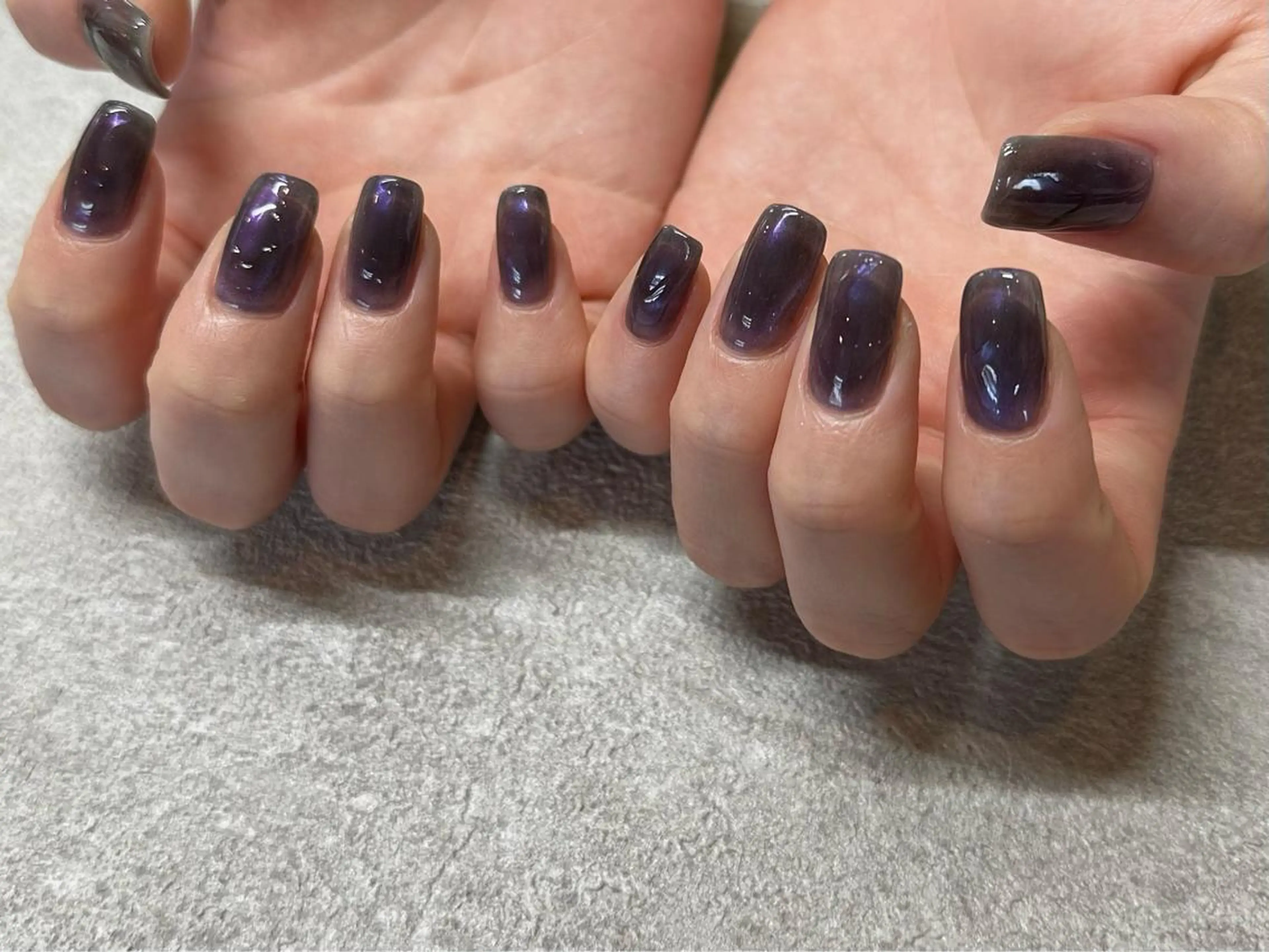 ネイル アートネイル キラキラネイル ロングネイル マグネットネイル ミラーネイル ハンドネイル 小河 仁美のネイルデザイン