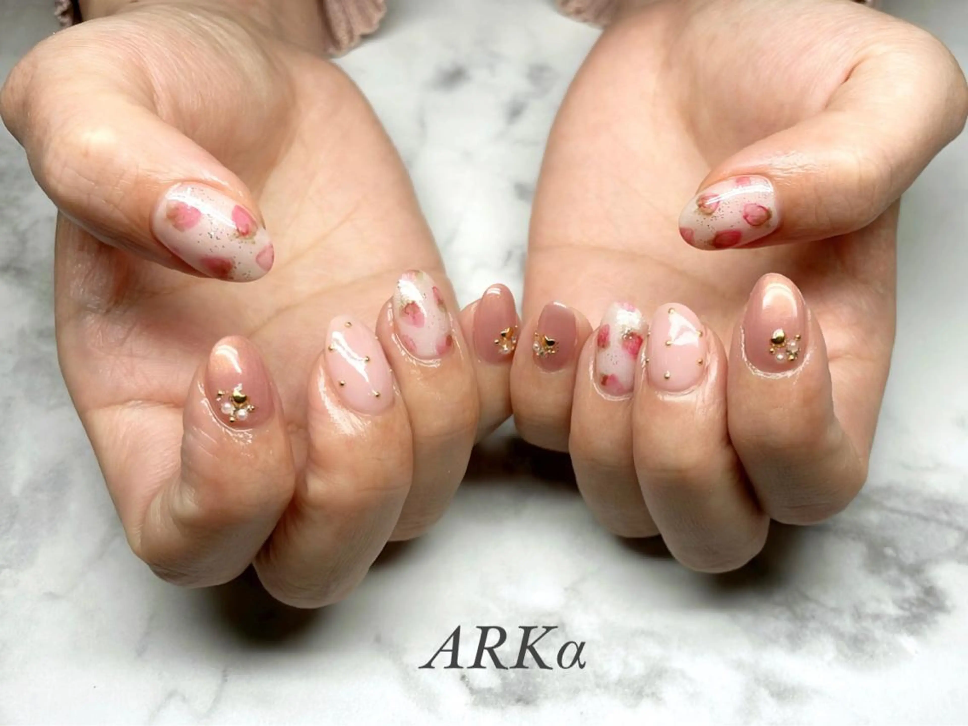 ネイル ハンドネイル ARKα Nishiのネイルデザイン