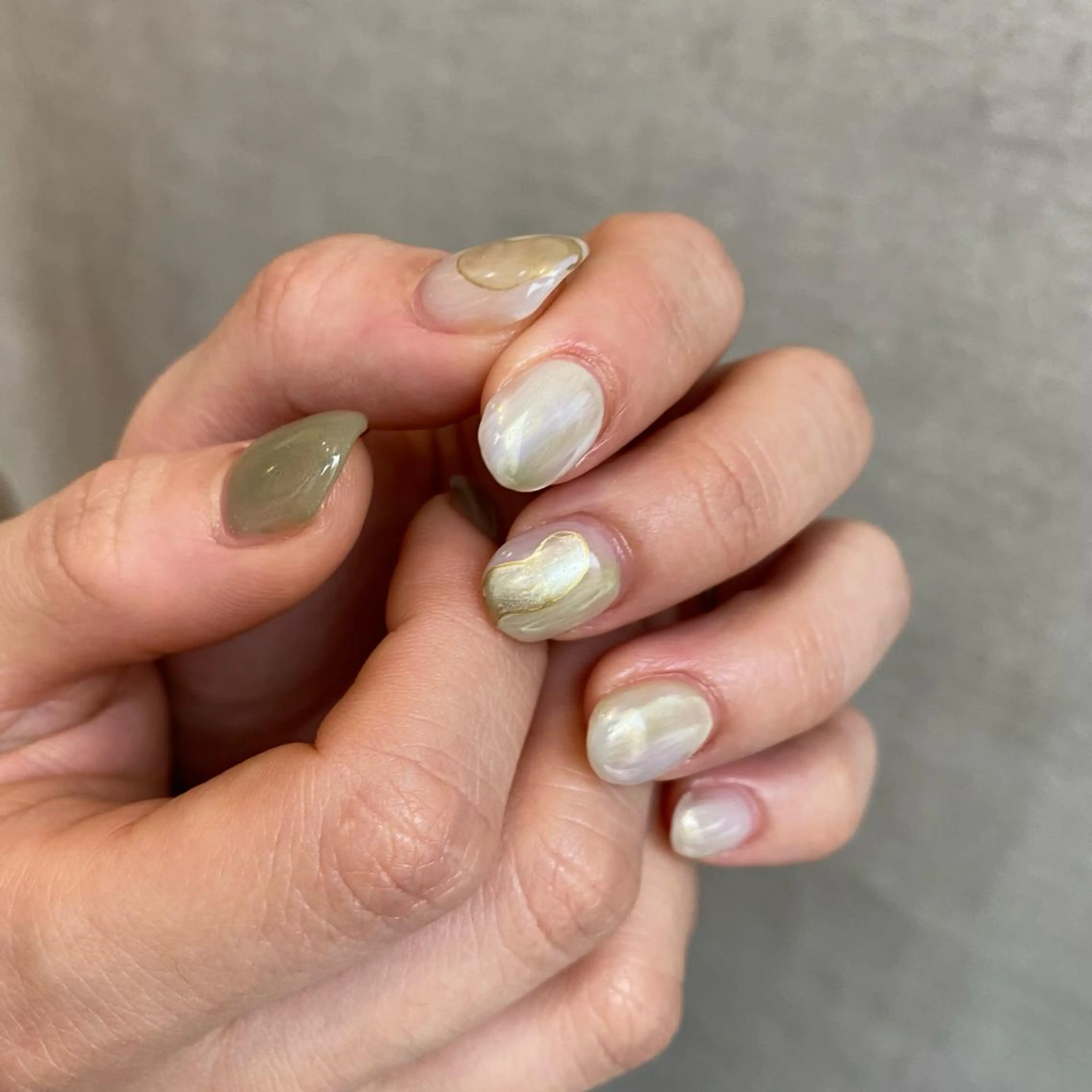 ネイル 石原 彩音のネイルデザイン