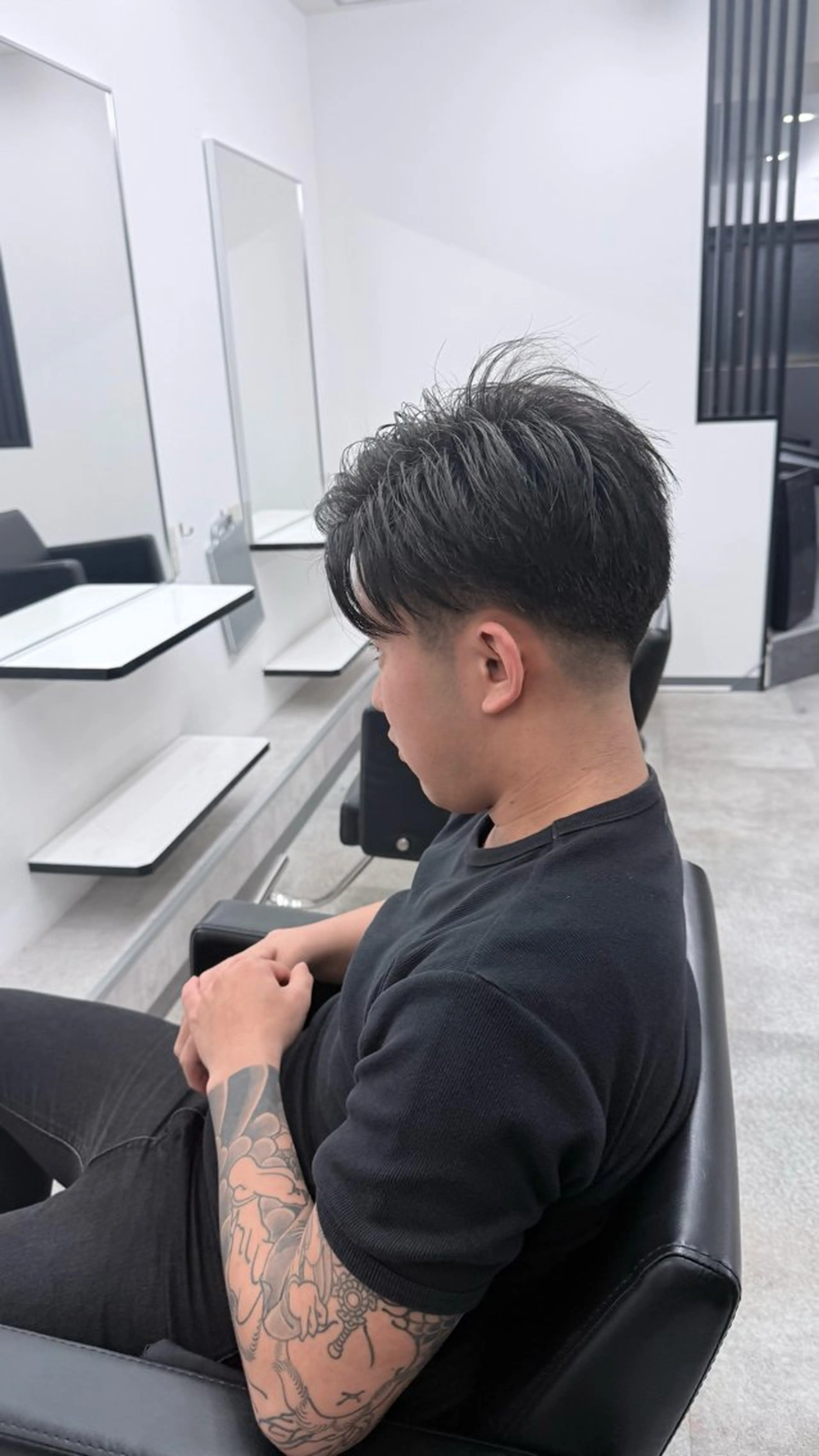 メンズ フェードカット メンズ特化美容師 安藤瑠希のヘアスタイル