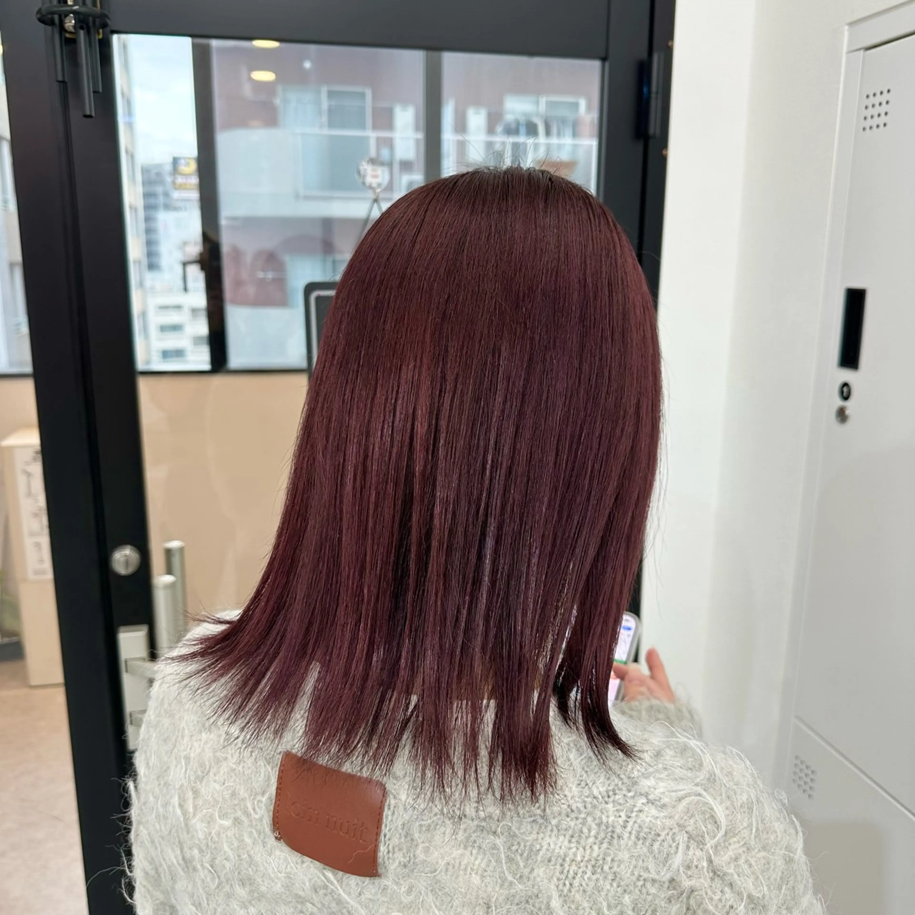 カラー レッドカラー ローズカラー ヘアカラー トリートメント 💎艶々ハイトーン MOE💍🤍のヘアスタイル