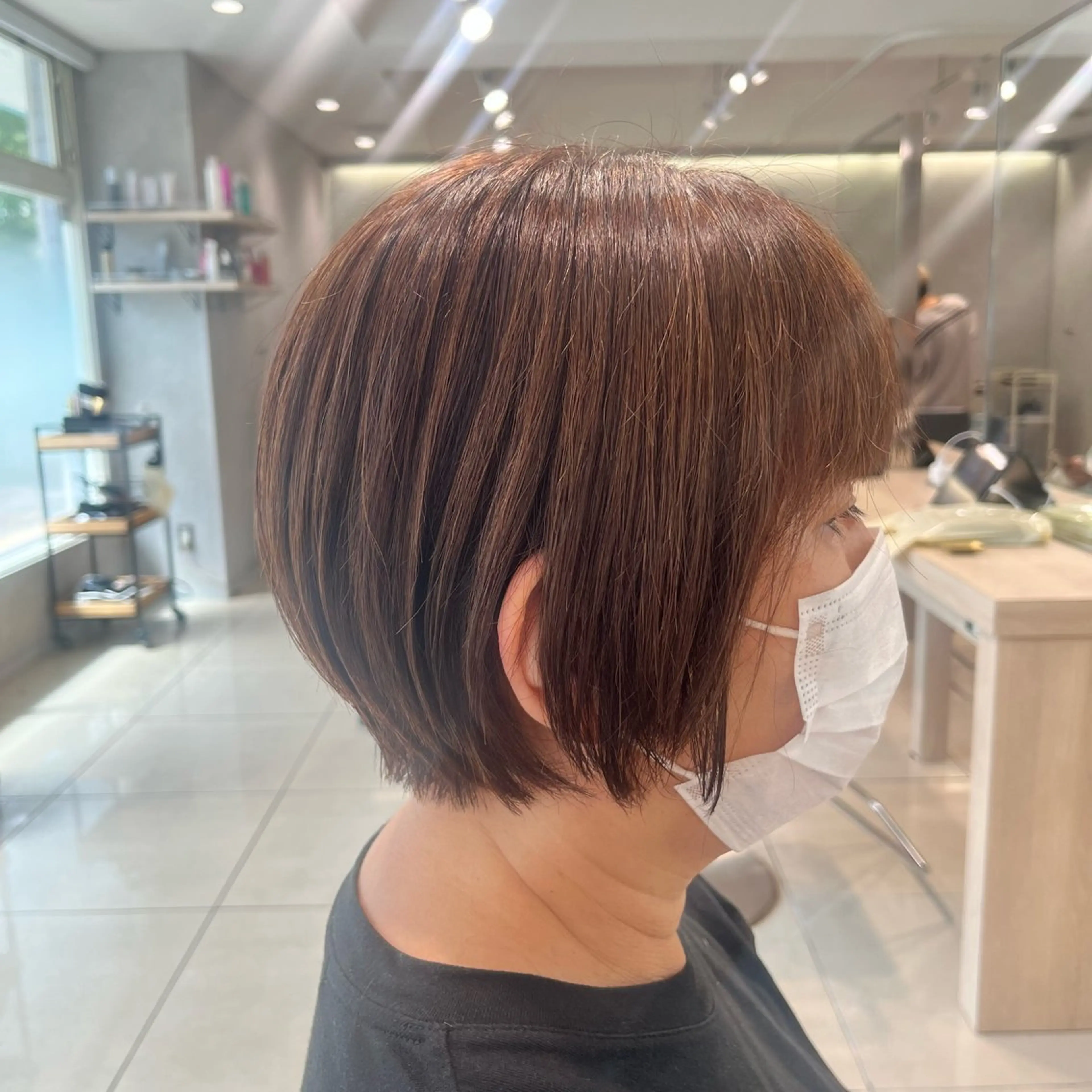 ショート カラー カット ヘアカラー トリートメント 巖本 真希のヘアスタイル