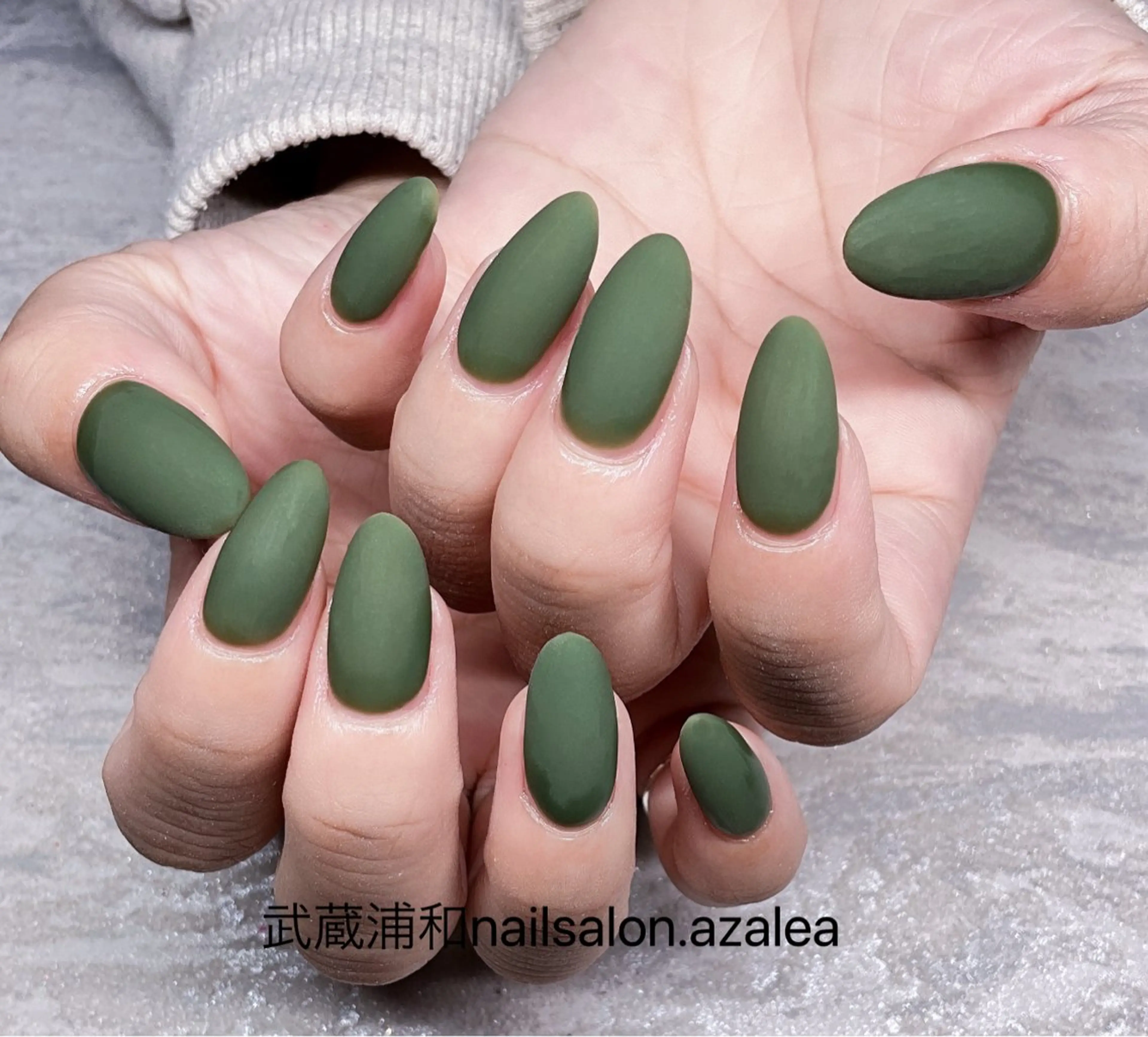 ネイル マットネイル ハンドネイル R inのネイルデザイン