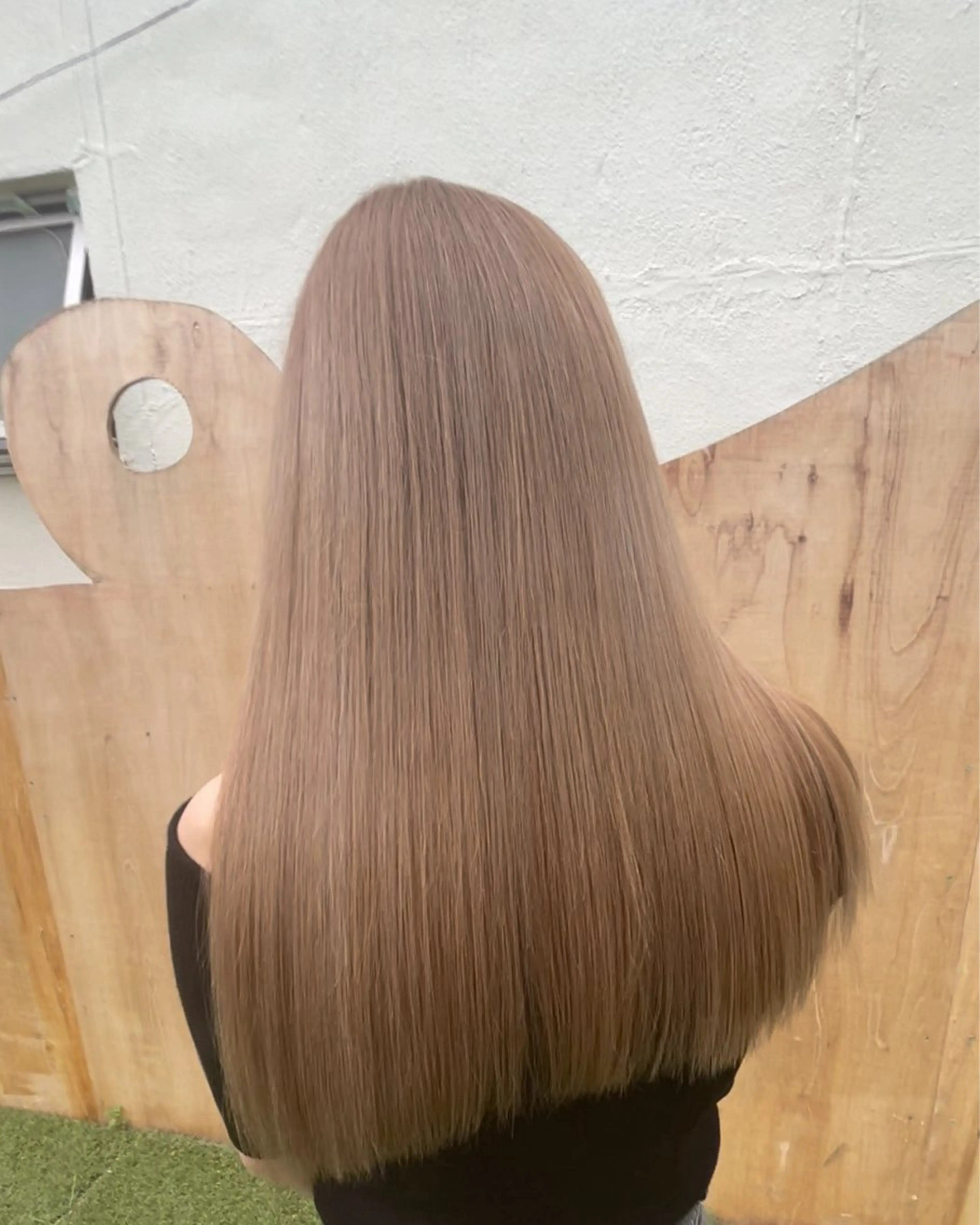 カラー ベージュカラー ブリーチ ケアブリーチ ヘアカラー SWAY所属・SWAY_KAI_ 長谷川魁のヘアスタイル