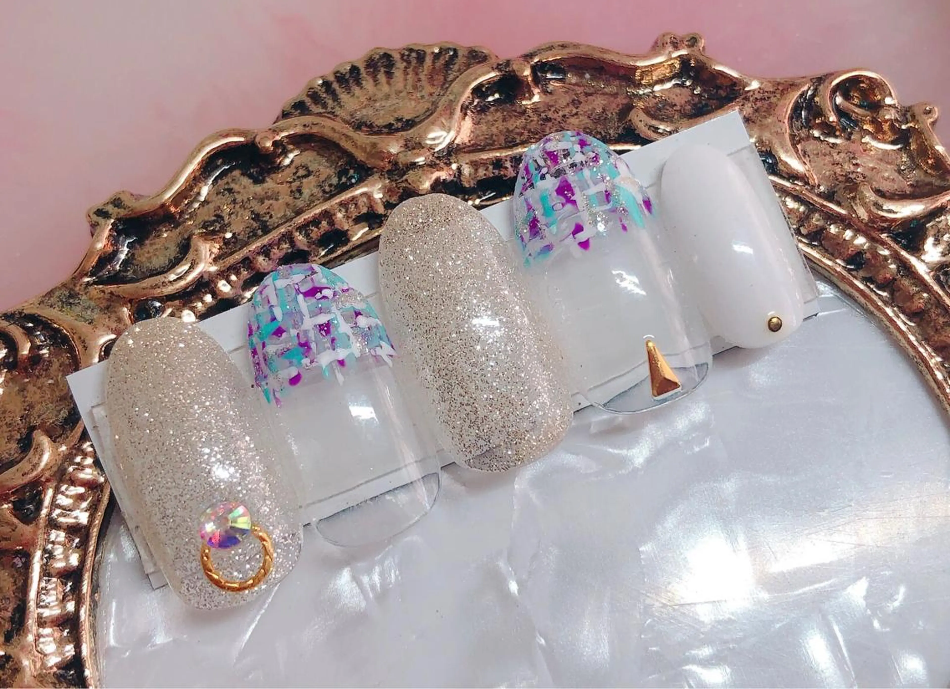 ネイル ハンドネイル CROWN プライベートサロンのネイルデザイン