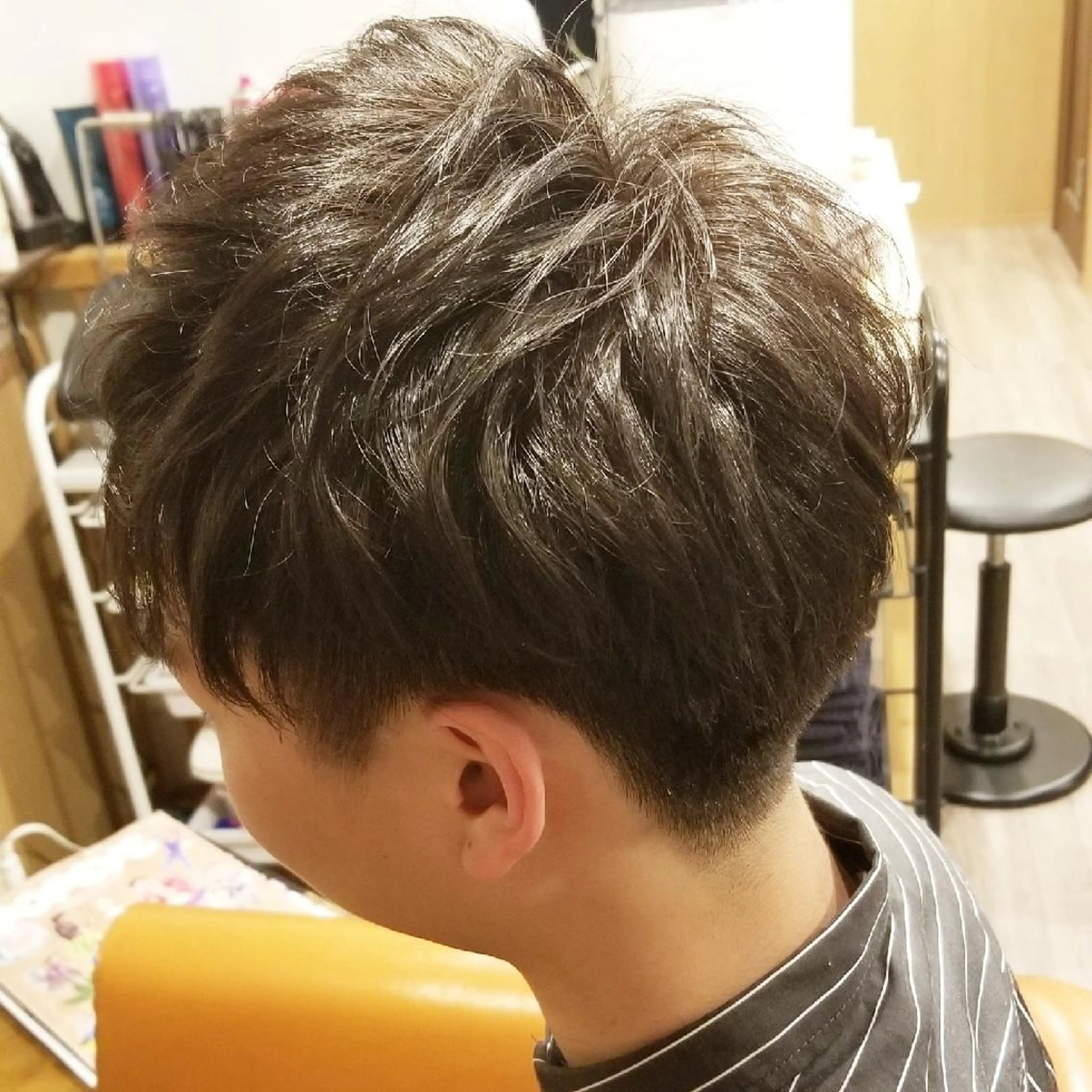 ショート メンズ カラー メンズバレイヤージュ メンズパーマ アディクシーカラー バレイヤージュ イルミナカラー spa hair  ark 富井直美のヘアスタイル