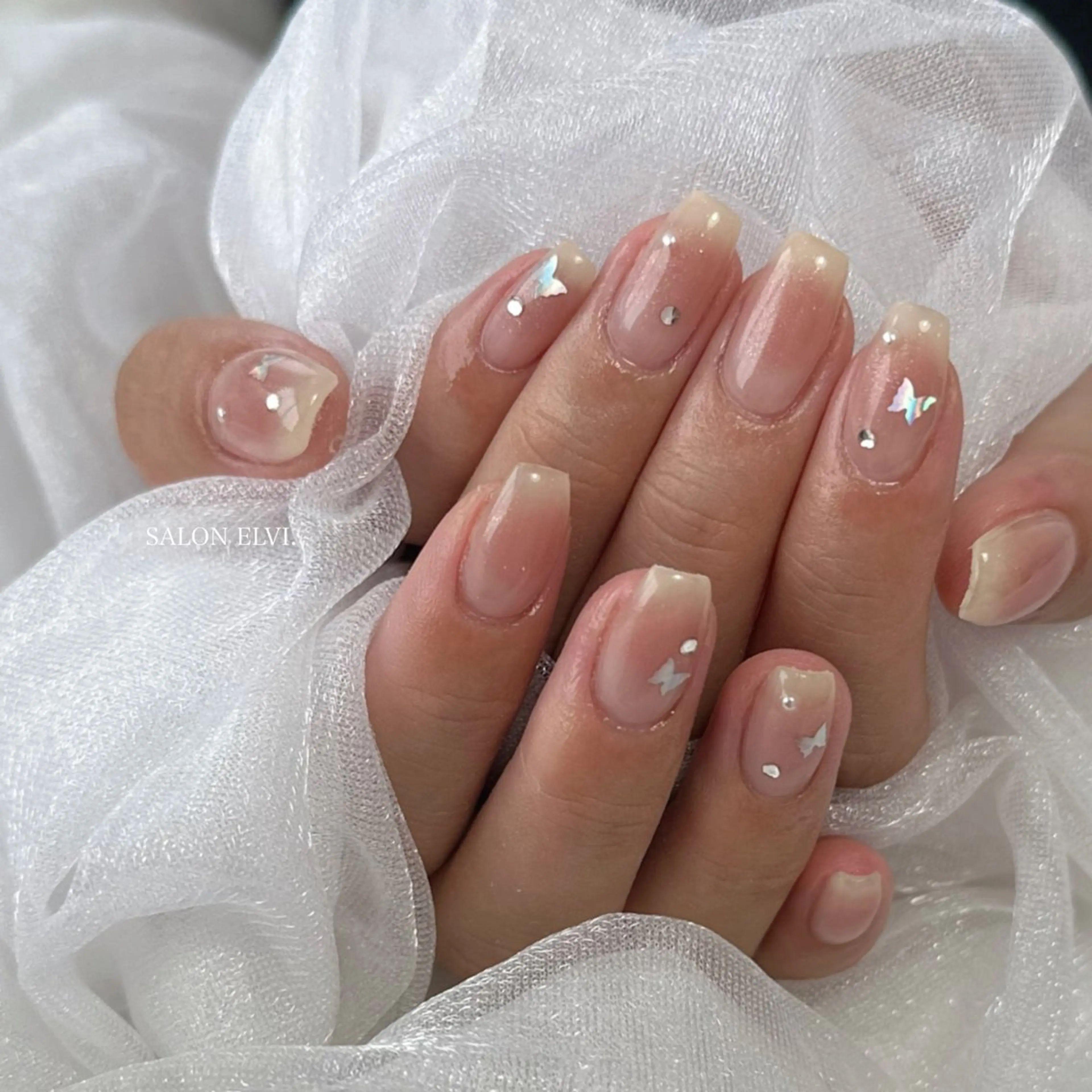 ネイル SALON ELVI.のネイルデザイン