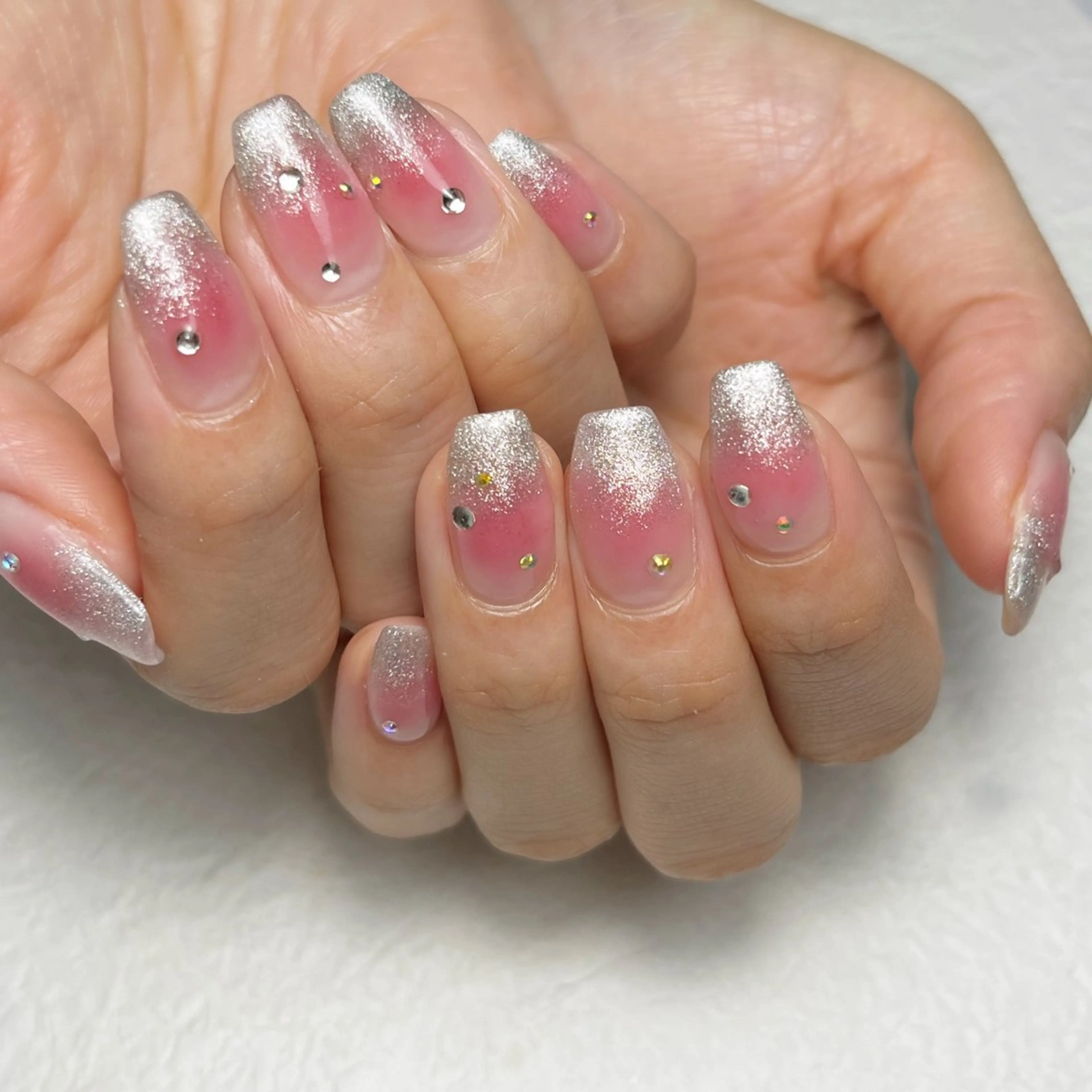 ネイル アートネイル チークネイル フットネイル ジェルネイル キラキラネイル Y nail なんば堀江店のネイルデザイン