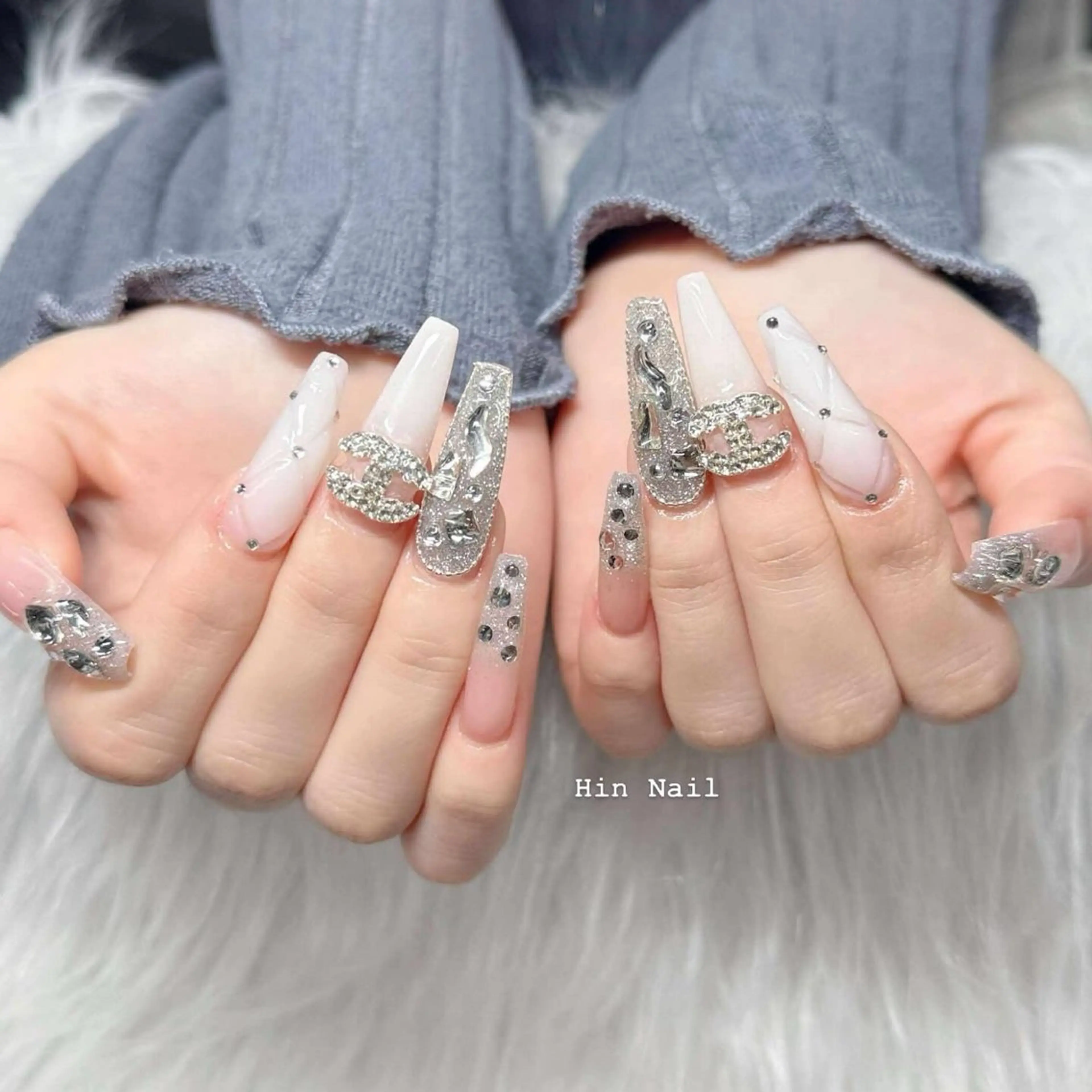 ネイル ハンドネイル HIN NAILのネイルデザイン
