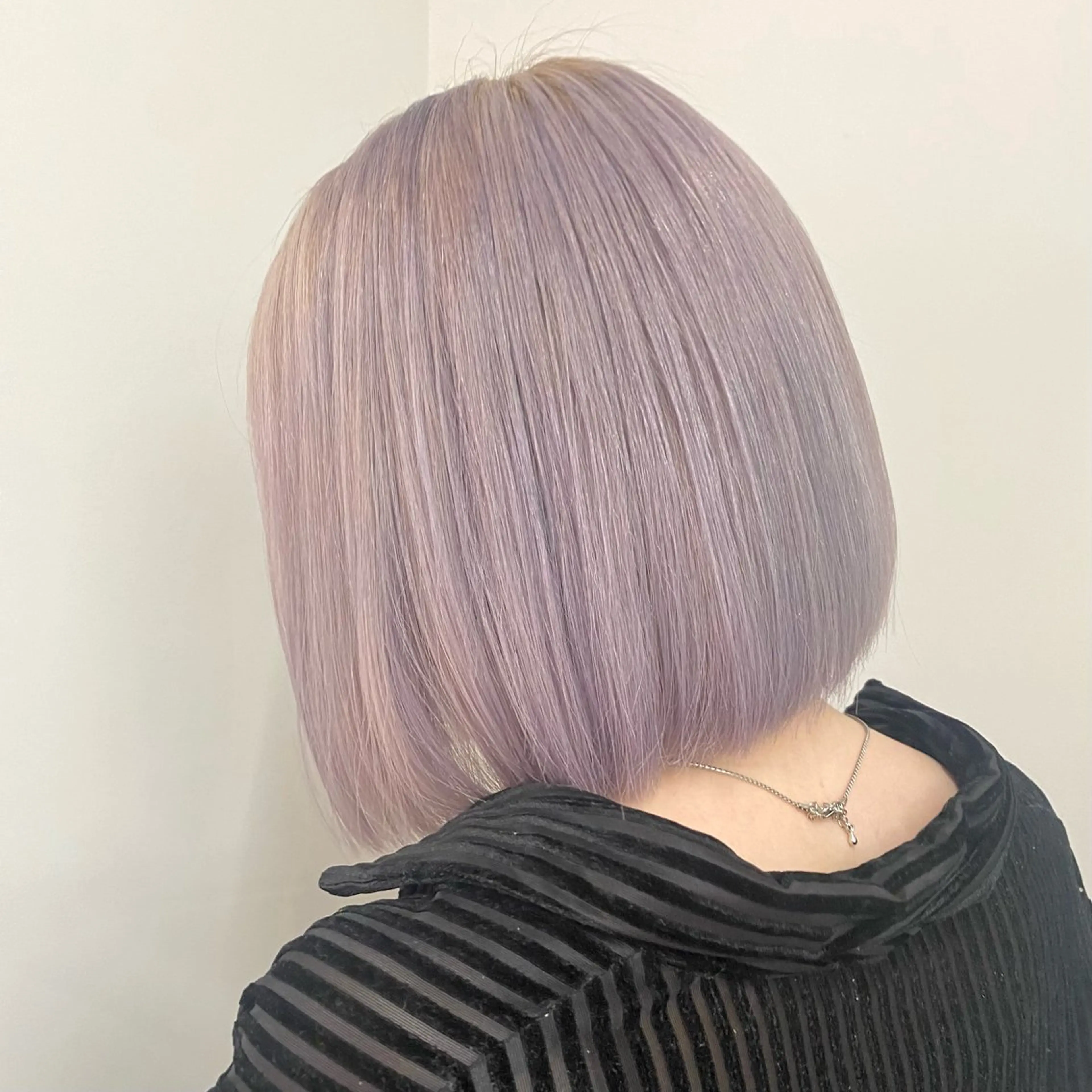 ショート カラー レイヤー/韓国/ 透明感カラー/みずほのヘアスタイル