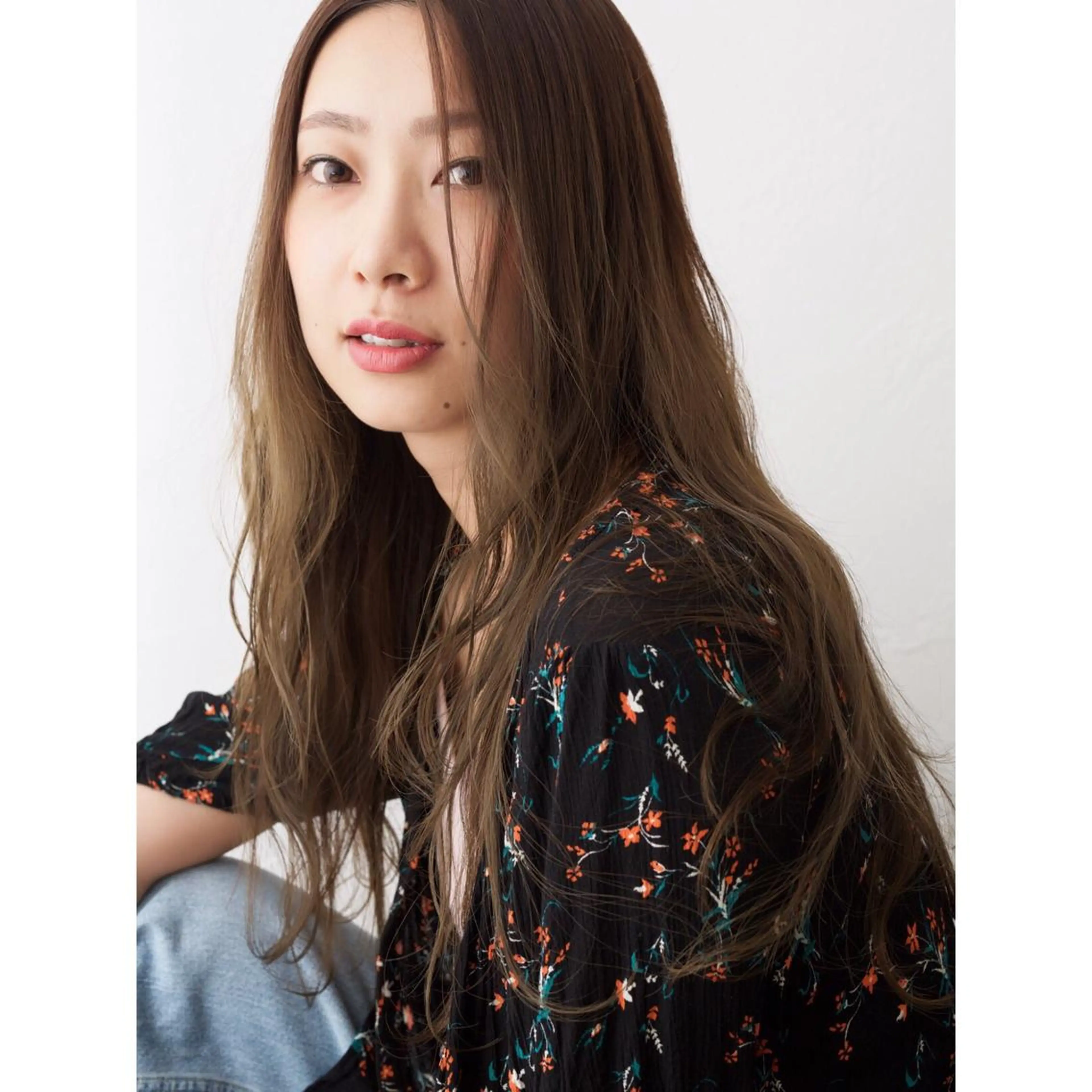 ロング カラー カット ヘアカラー fio マナミのヘアスタイル