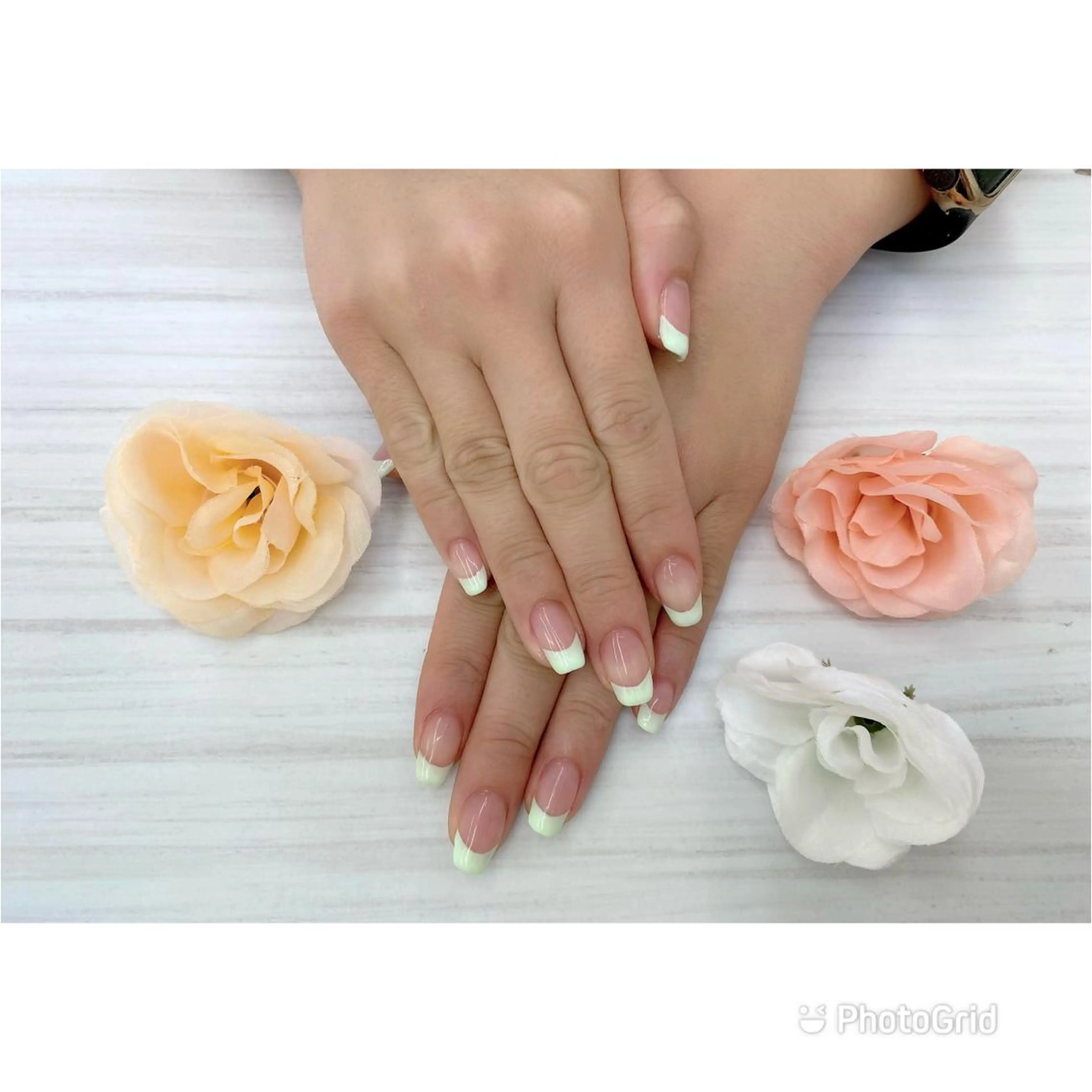 ネイル フレンチネイル グリーン ロングネイル F. Neneのネイルデザイン