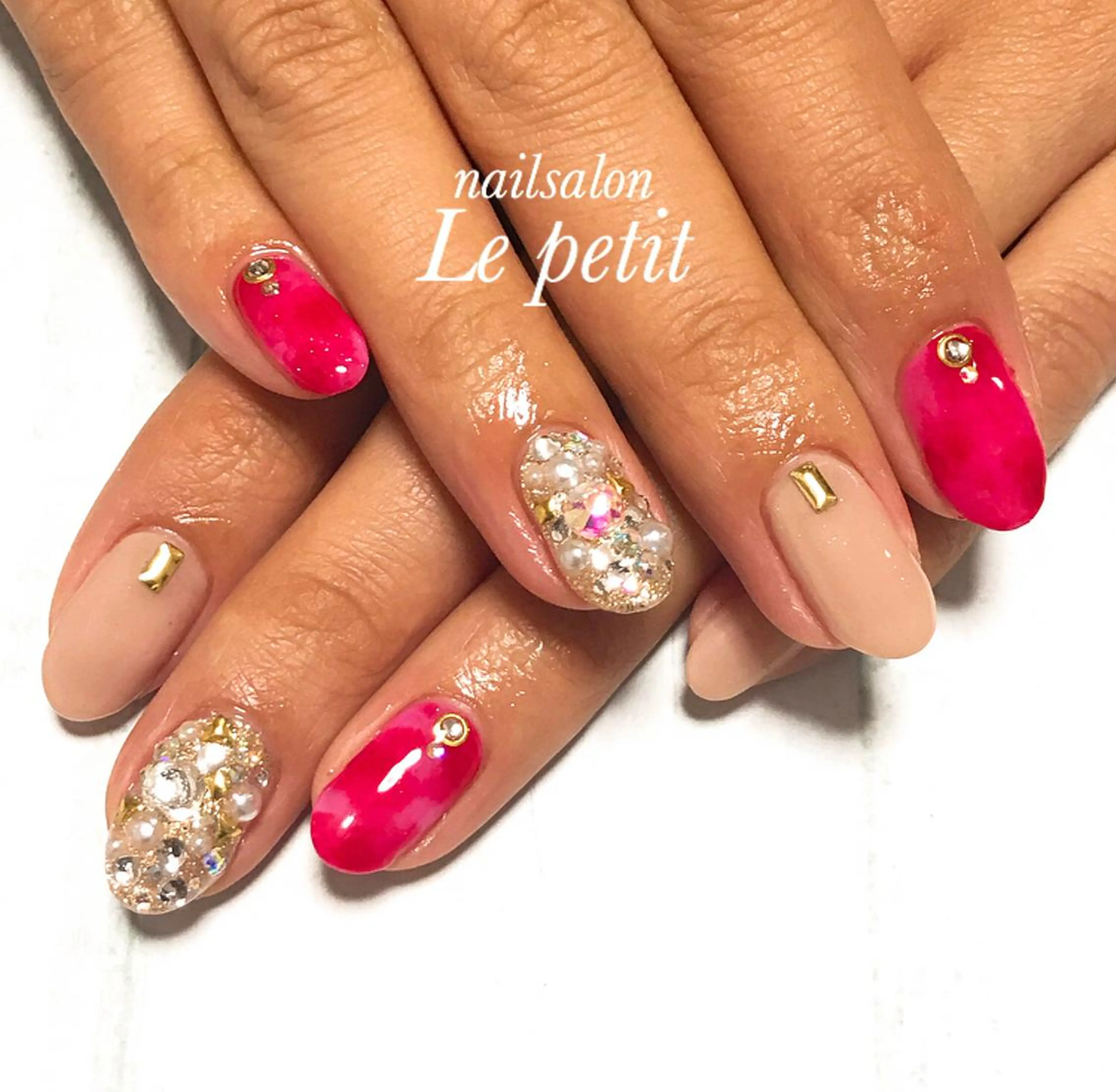 ネイル 石野 広佳のネイルデザイン