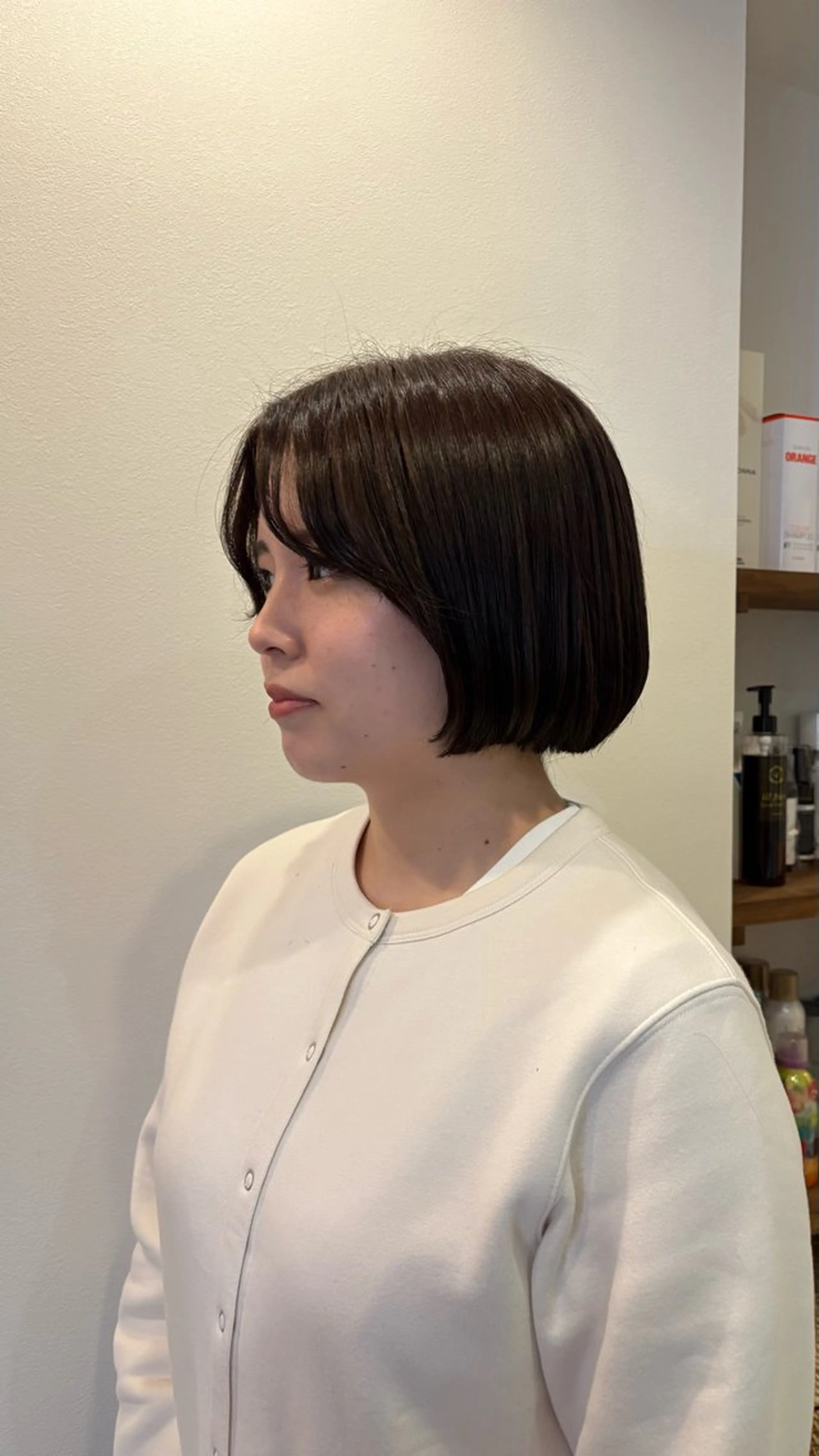 ショート カラー パーマ 切りっぱなしボブ ボブ カット ヘアカラー パーマ 縮毛矯正 トリートメント 大阪/梅田すぐ /パーマ落とし専門店のヘアスタイル