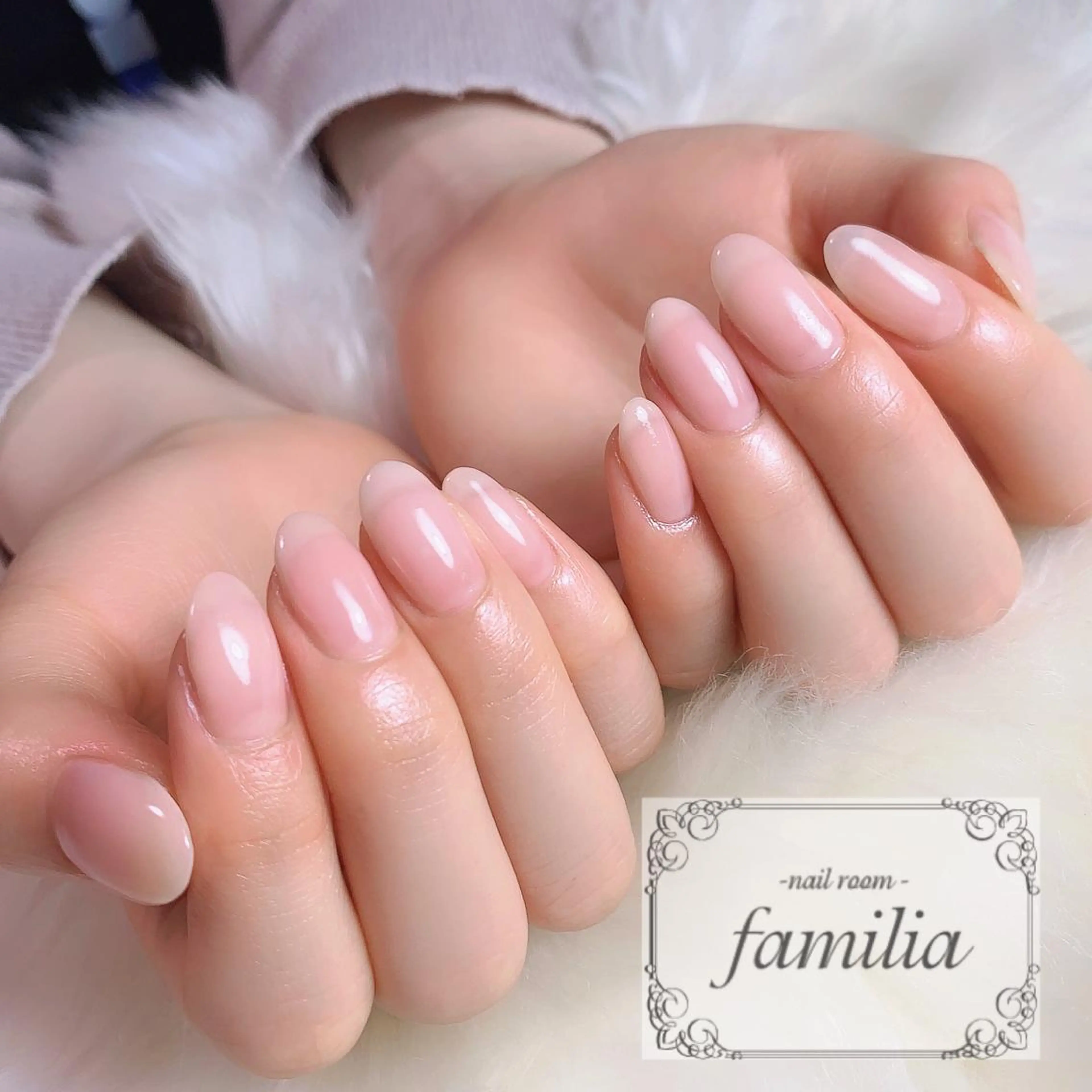ネイル ハンドネイル -nailroom- familiaのネイルデザイン