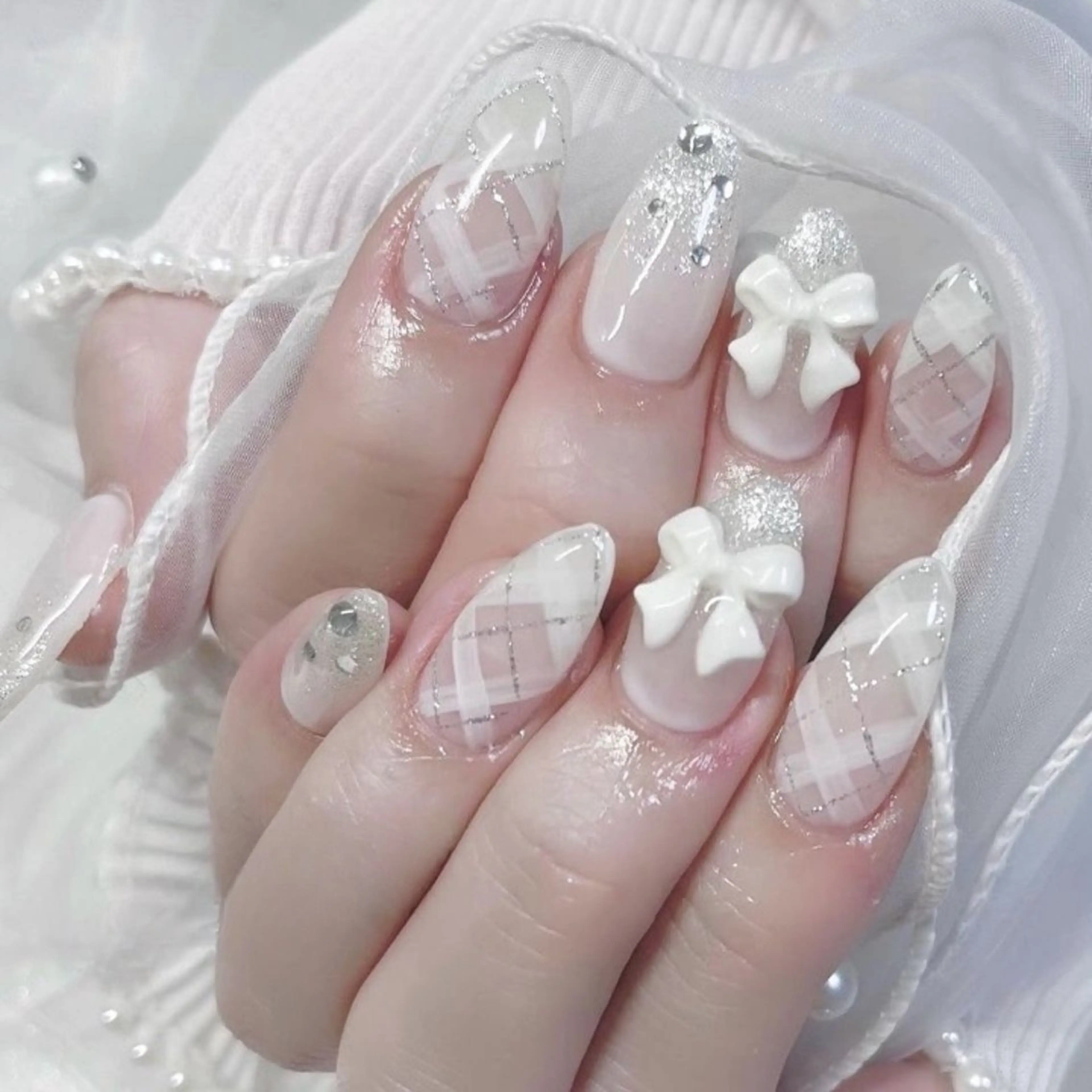カラー グラデーションカラー ピンクカラー ハンドネイル AIN Nailのネイルデザイン