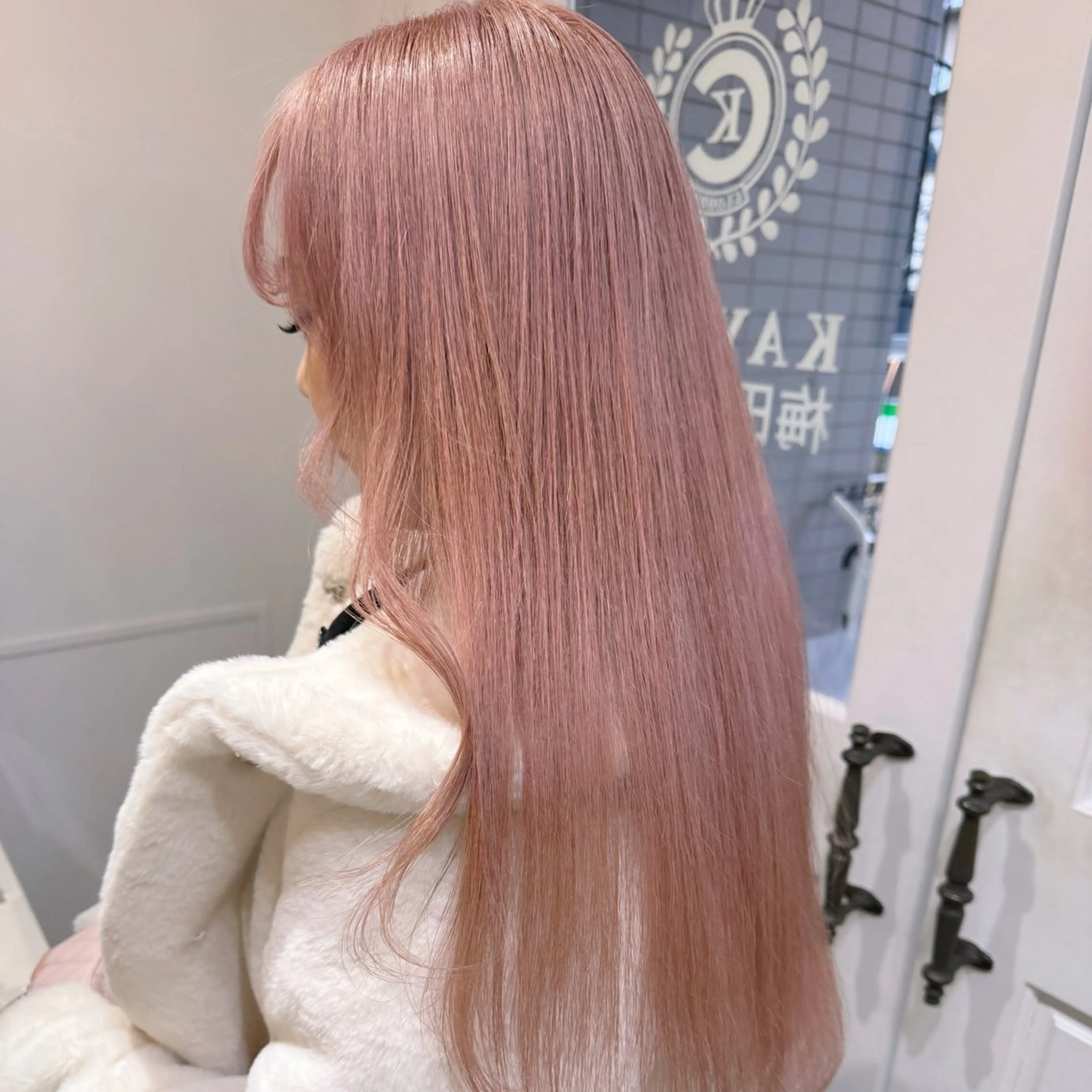 〖🎀ブリーチありダブルカラー&小顔カット〗ダメージの少ないケアブリーチ、似合わせカット✨の写真