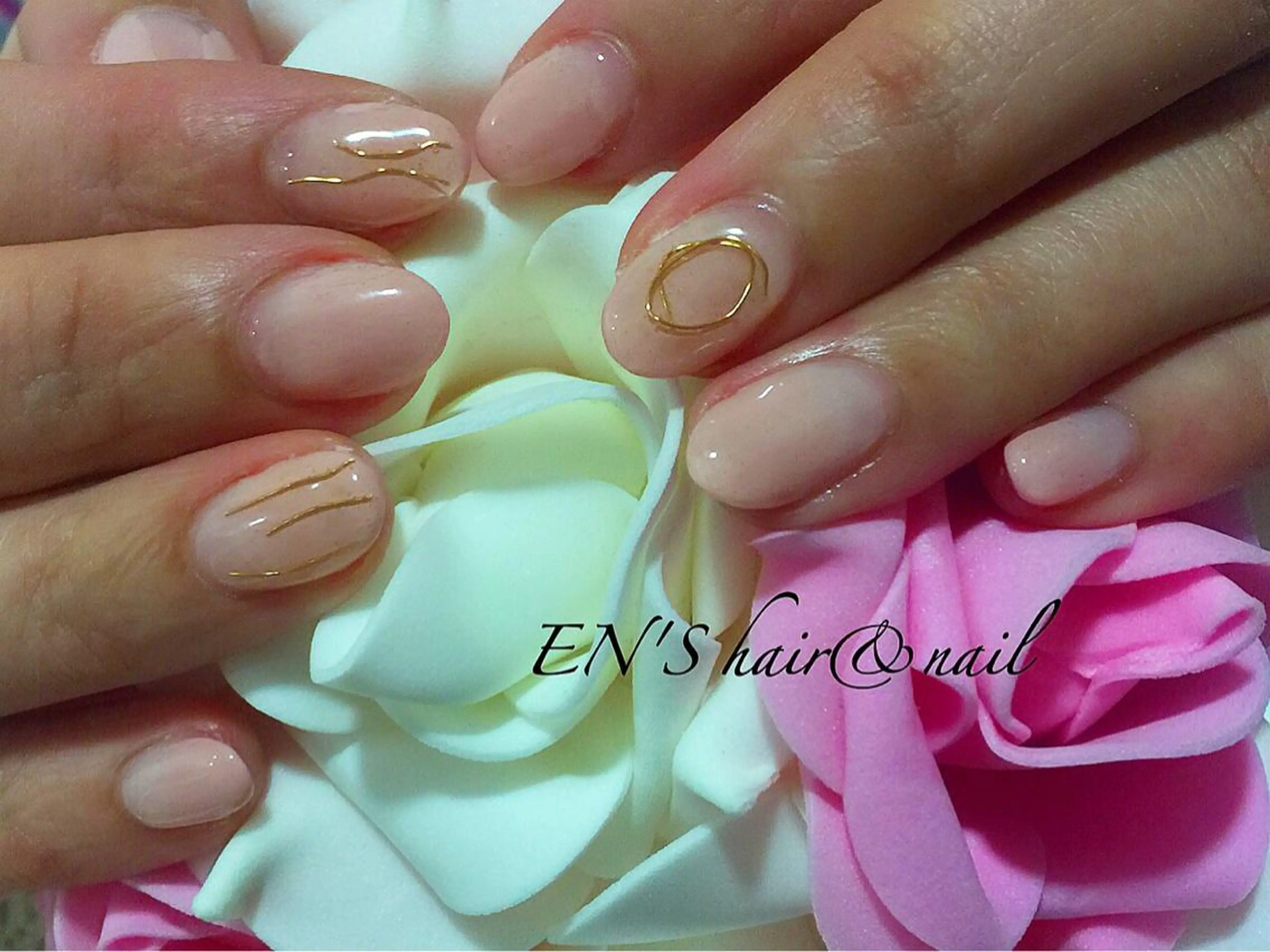 ネイル ラメ(グリッター) ストーンネイル フルリール 【プライベートサロンのネイルデザイン