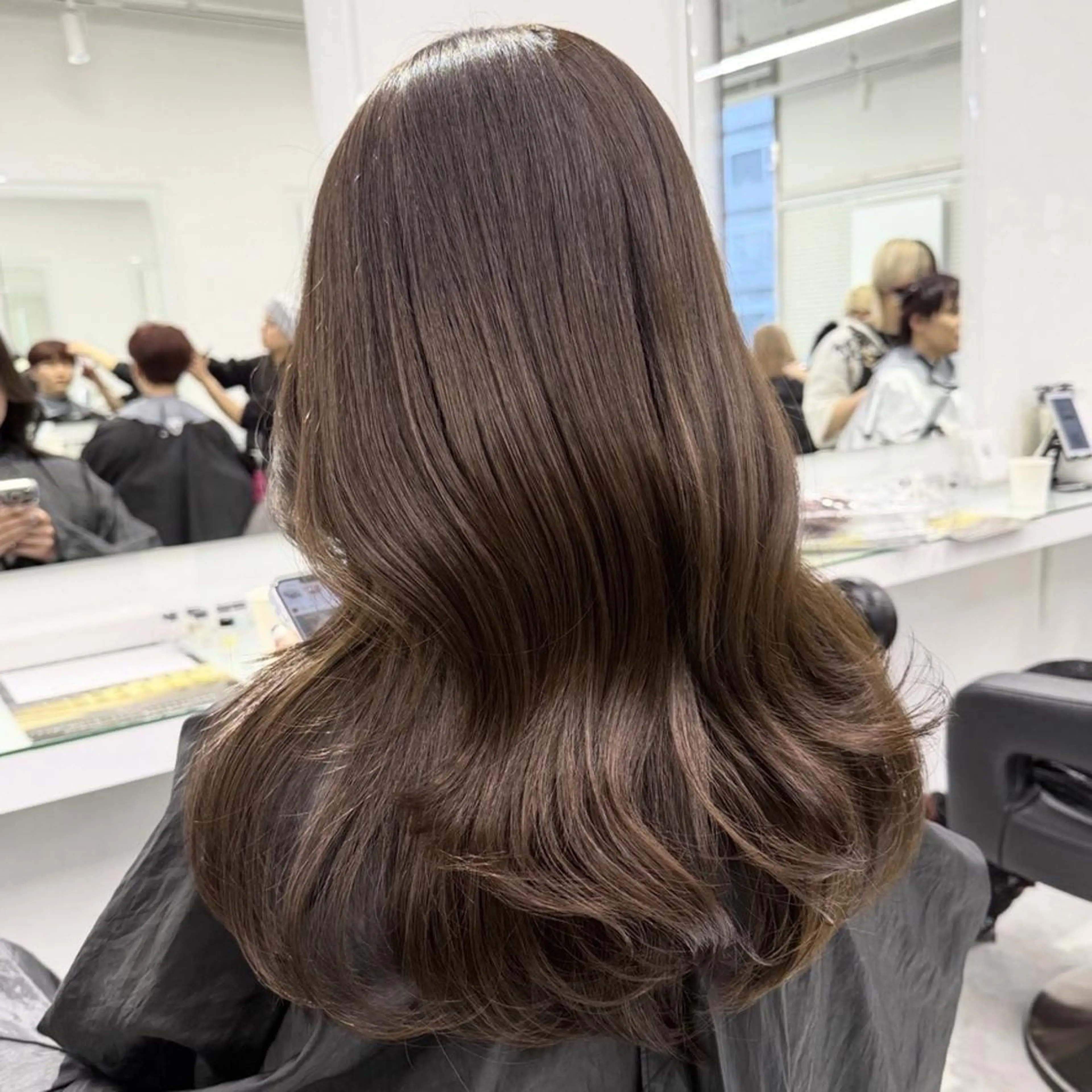 カラー ふわっと抜け感🥣 ブラウンベージュ🤎のヘアスタイル