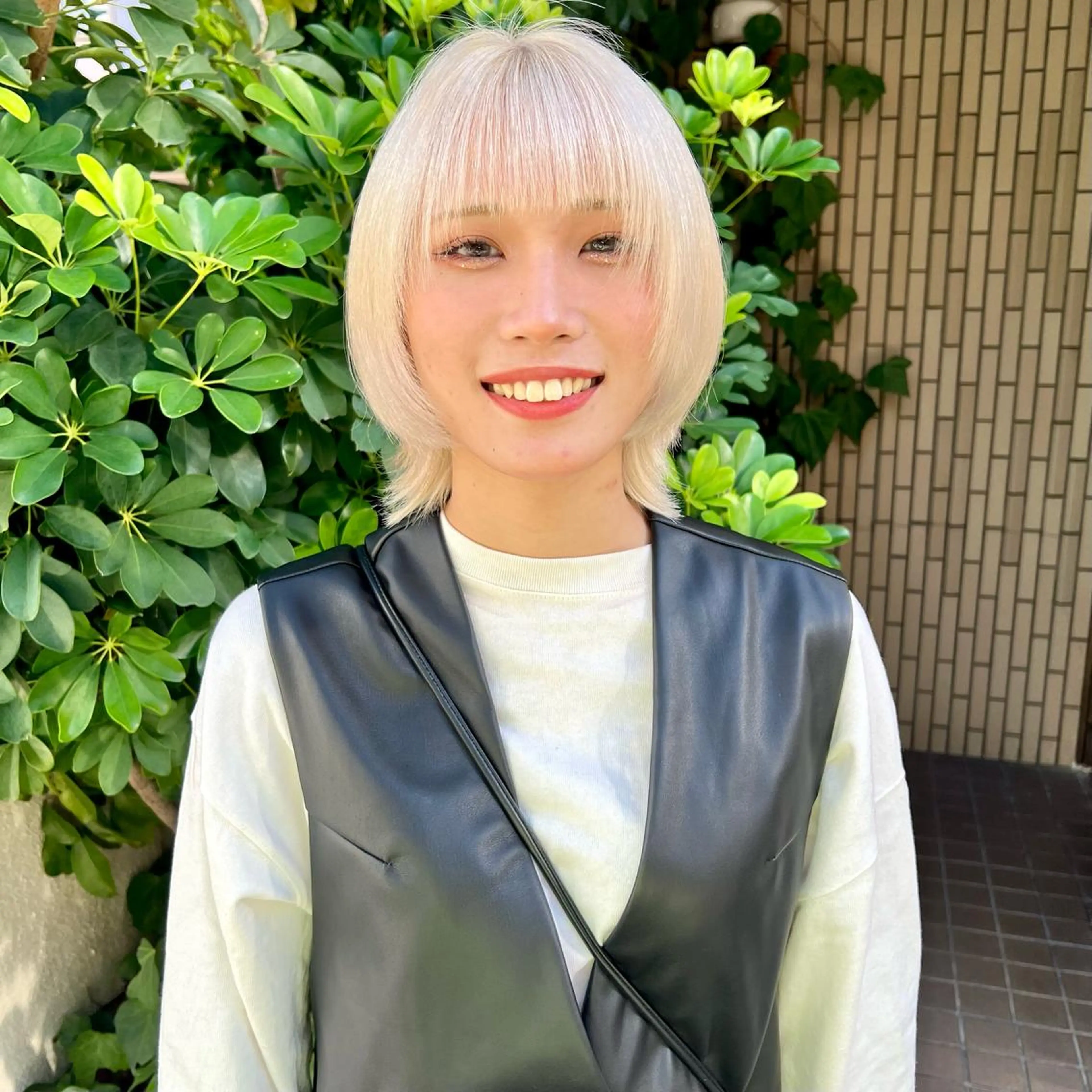 ショート カラー ブリーチ ハイトーンカラー ケアブリーチ×ハイト ーン専門/SHOTAのヘアスタイル